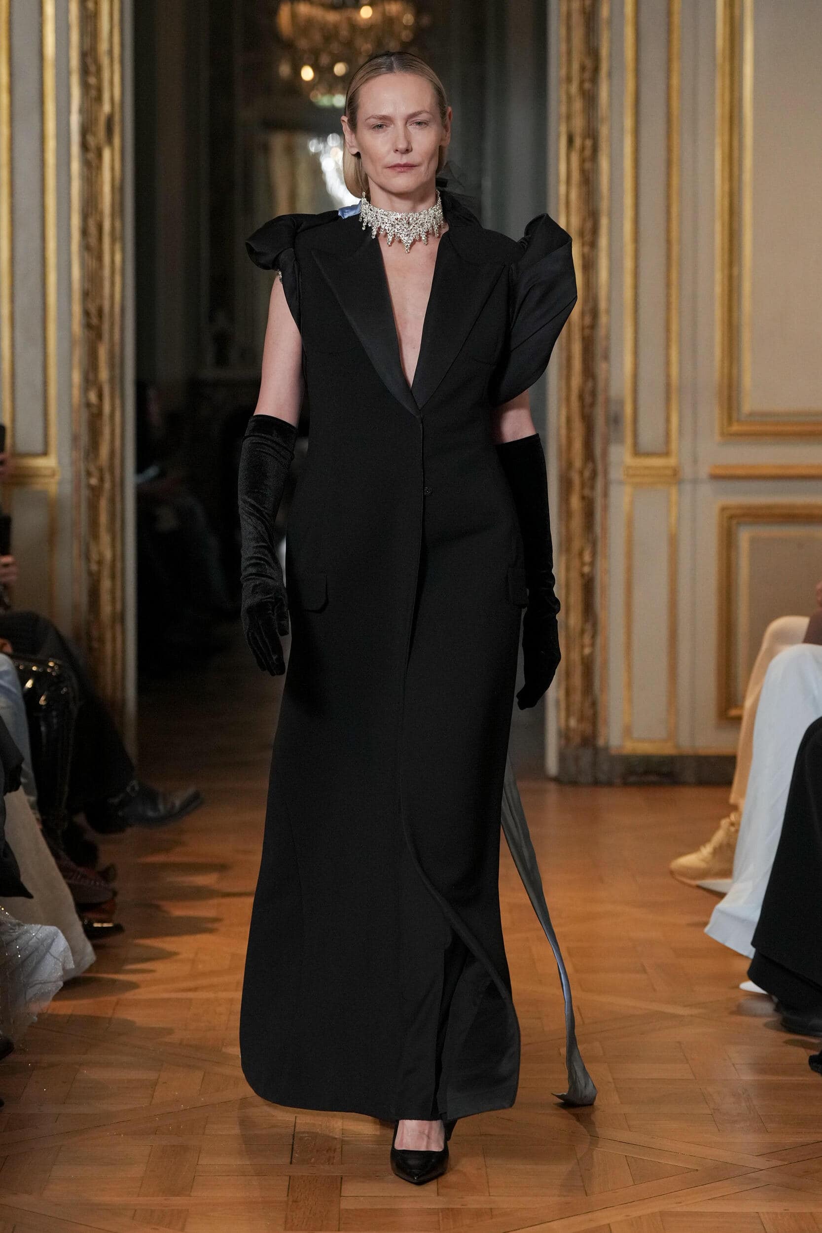 Peet Dullaert Spring 2026 Couture Fashion Show