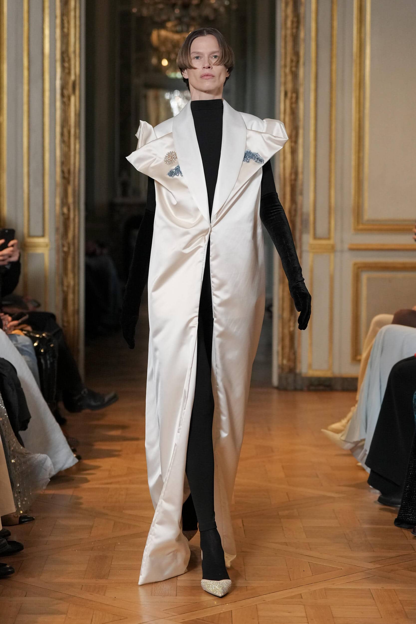 Peet Dullaert Spring 2026 Couture Fashion Show