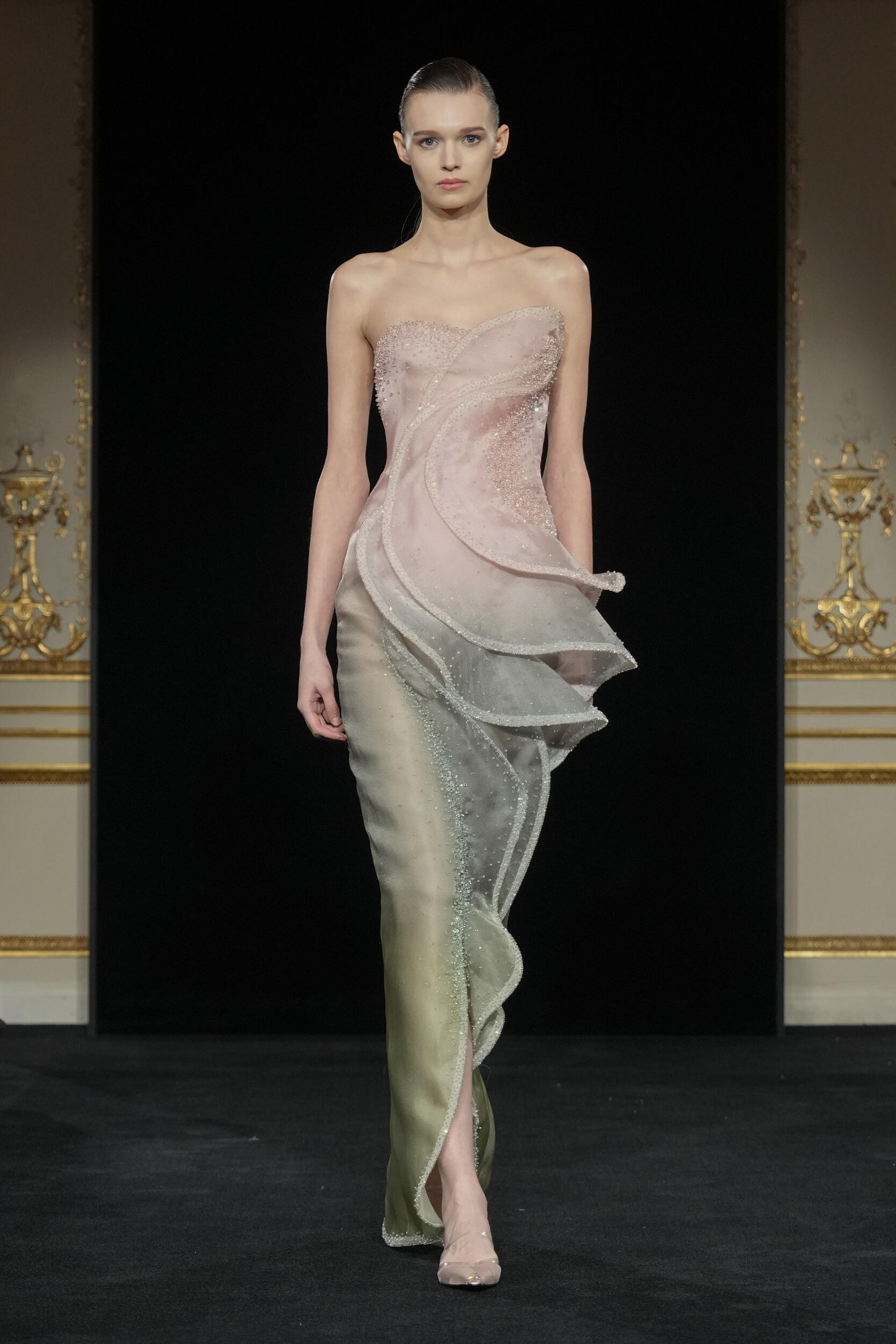 Giorgio Armani Prive Spring 2026 Couture Fashion Show