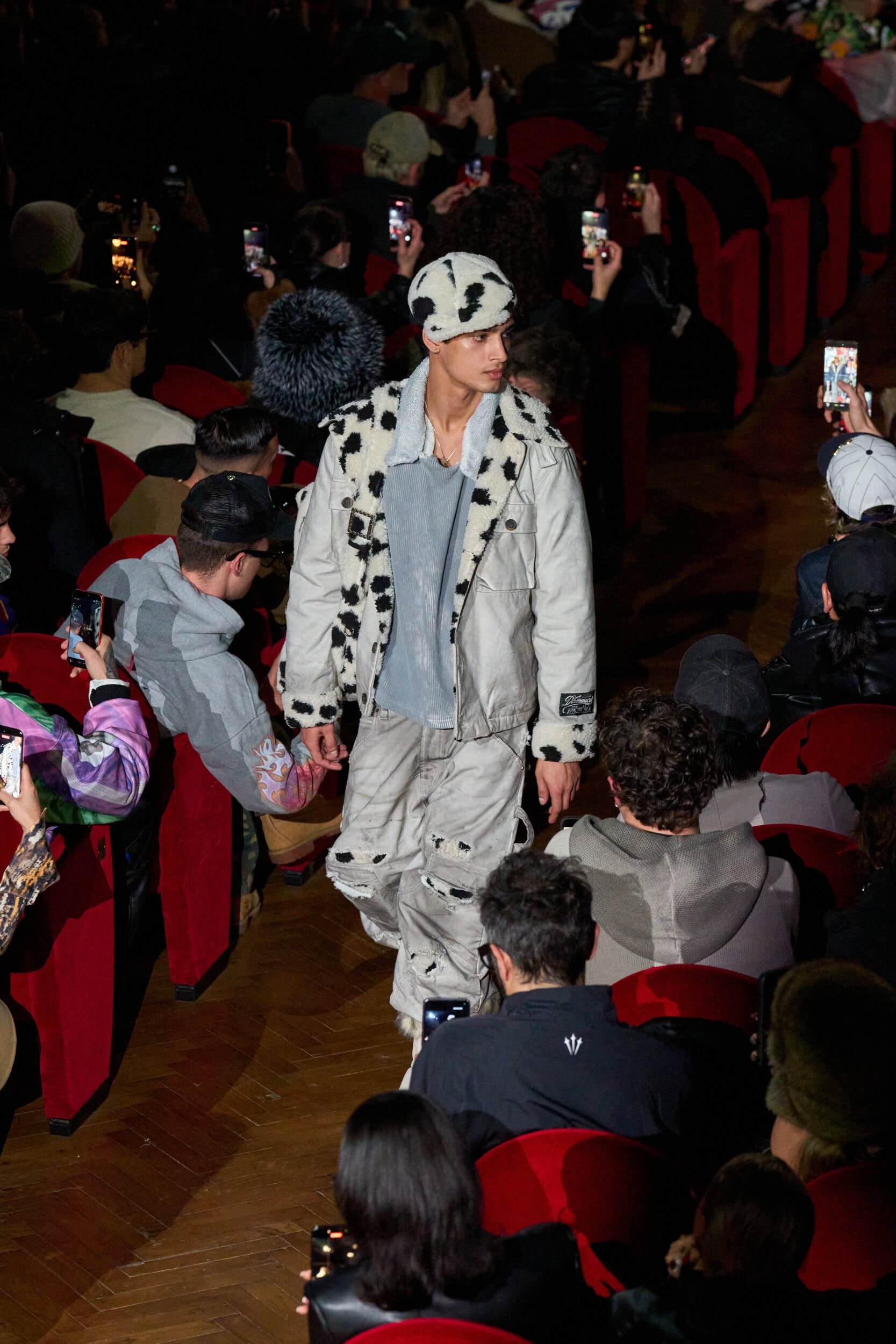 Pdf Fall 2026 Men’s Fashion Show Atmosphere