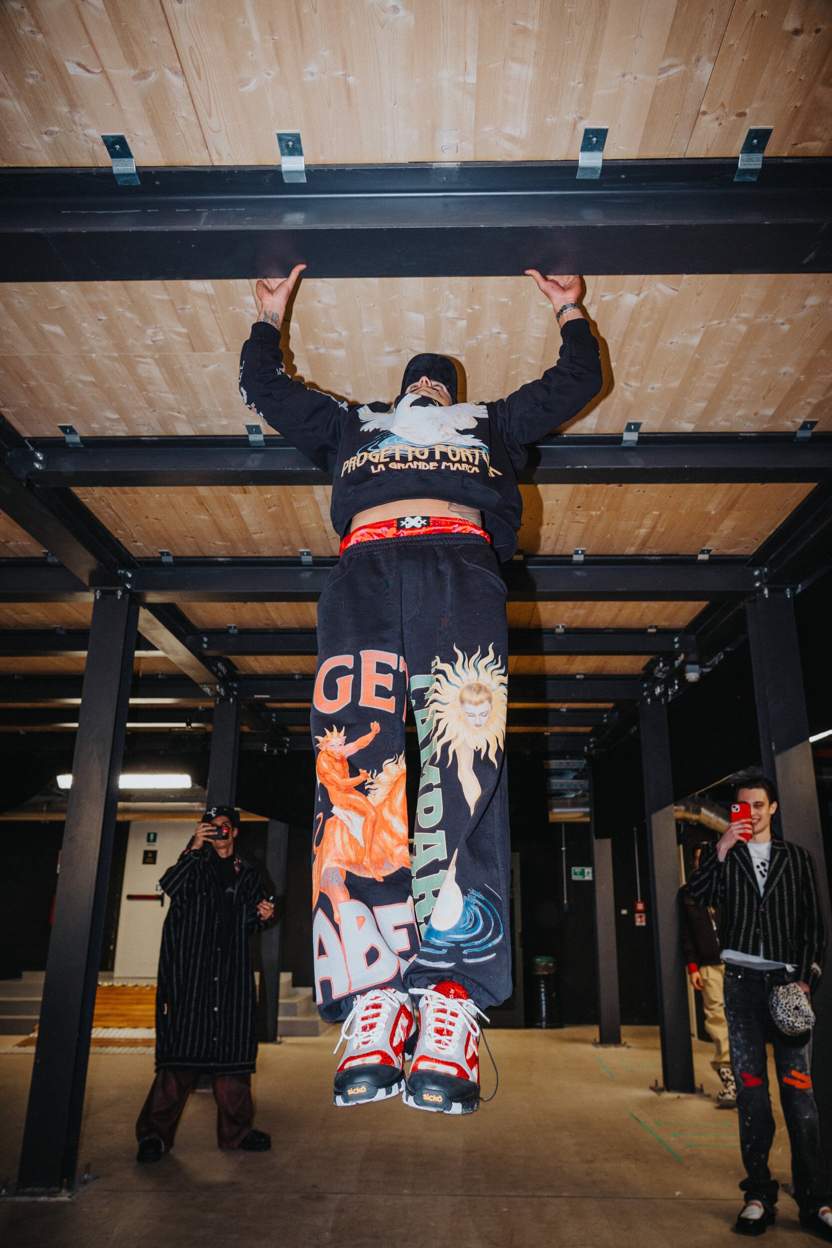 Pdf Fall 2026 Men’s Fashion Show Backstage