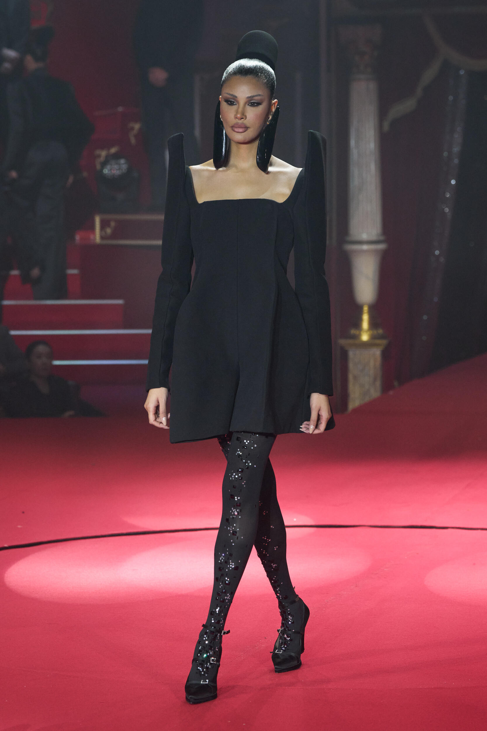 Stephane Rolland Spring 2026 Couture Fashion Show