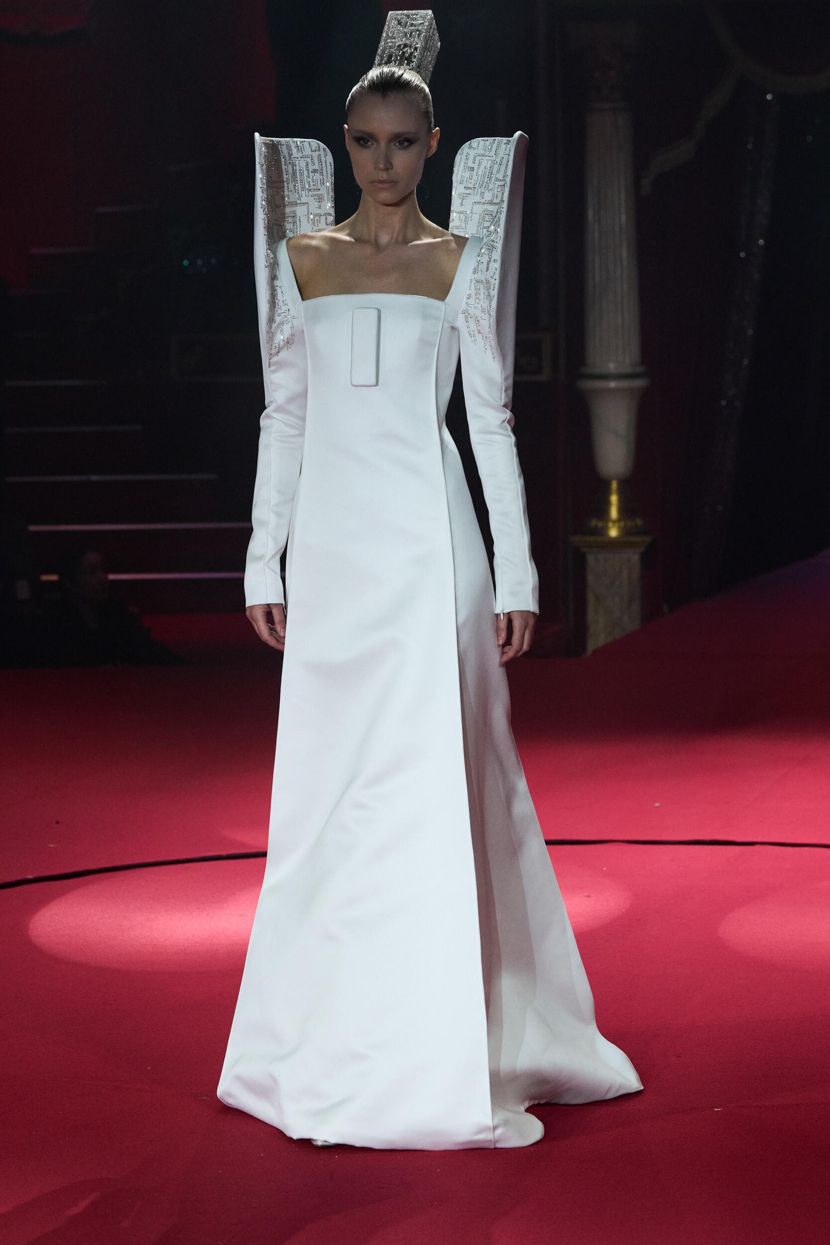 Stephane Rolland Spring 2026 Couture Fashion Show