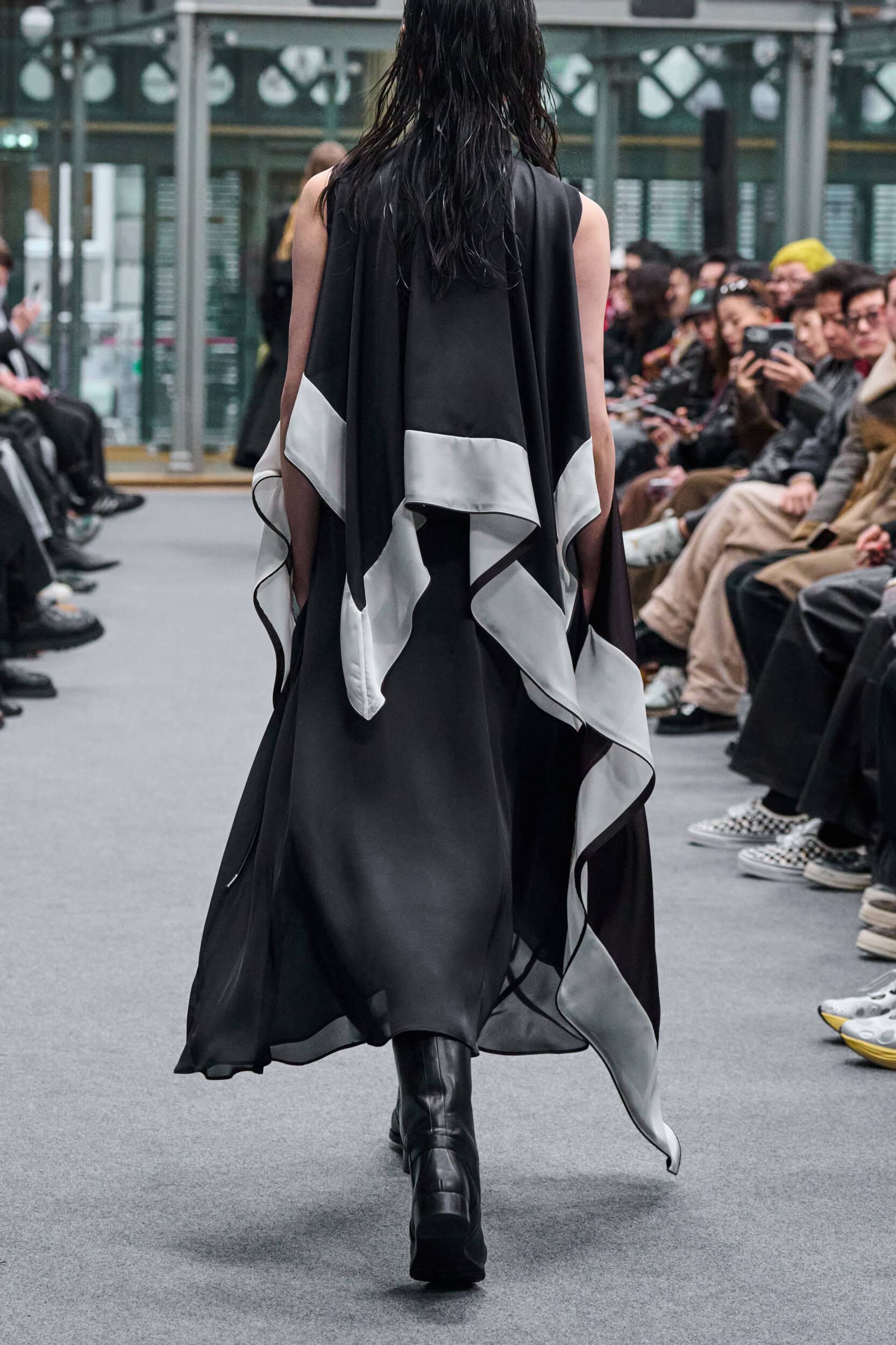 Sacai Fall 2026 Men’s Fashion Show Details