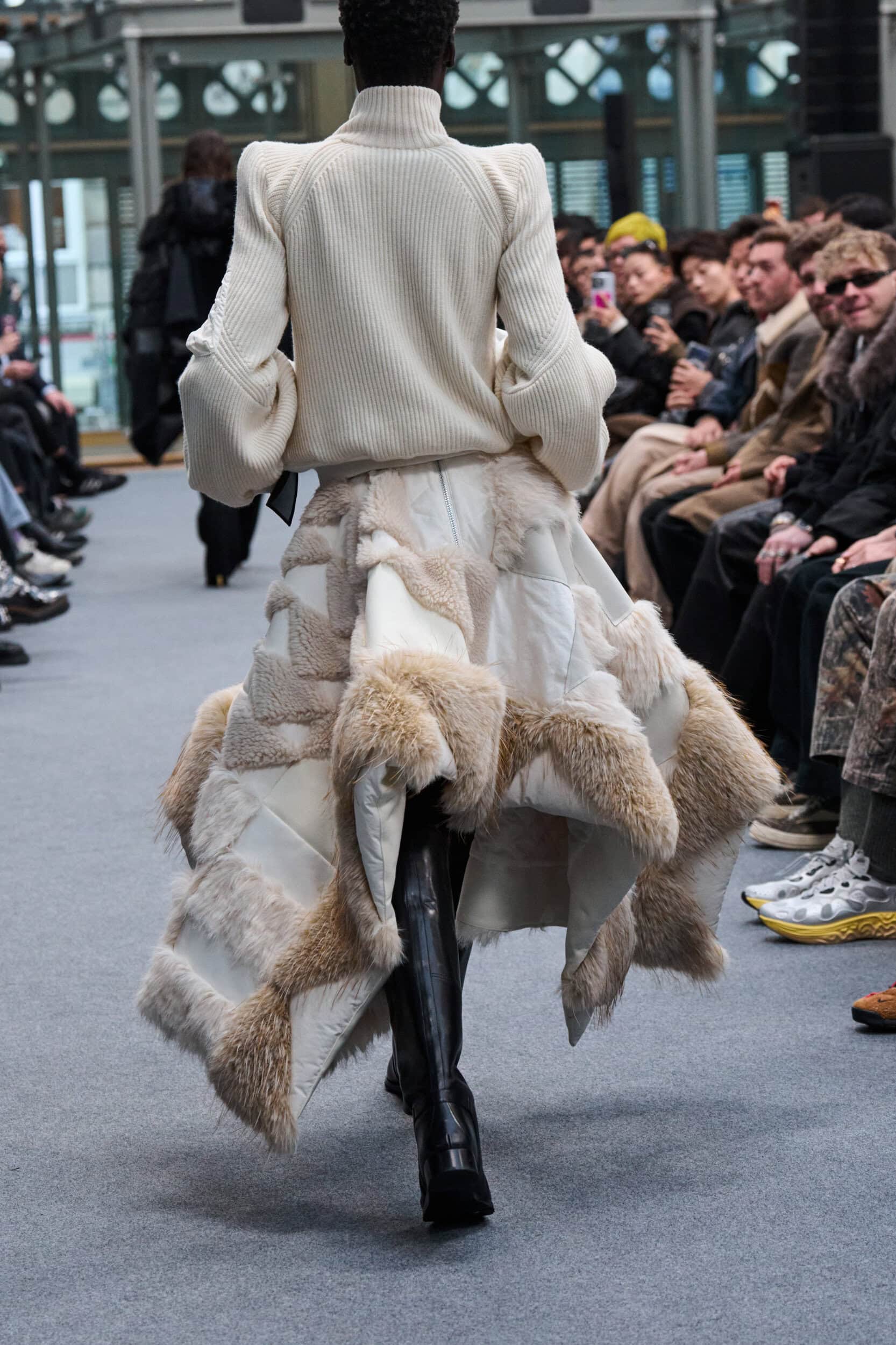 Sacai Fall 2026 Men’s Fashion Show Details