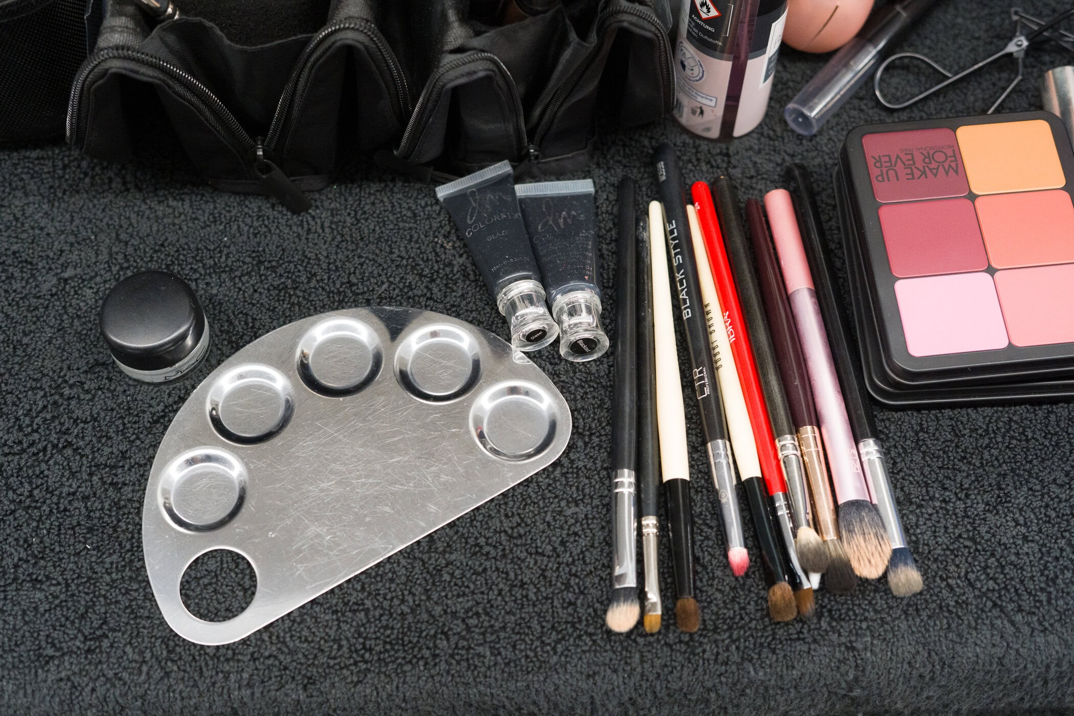 Simon Cracker Fall 2026 Men’s Fashion Show Backstage