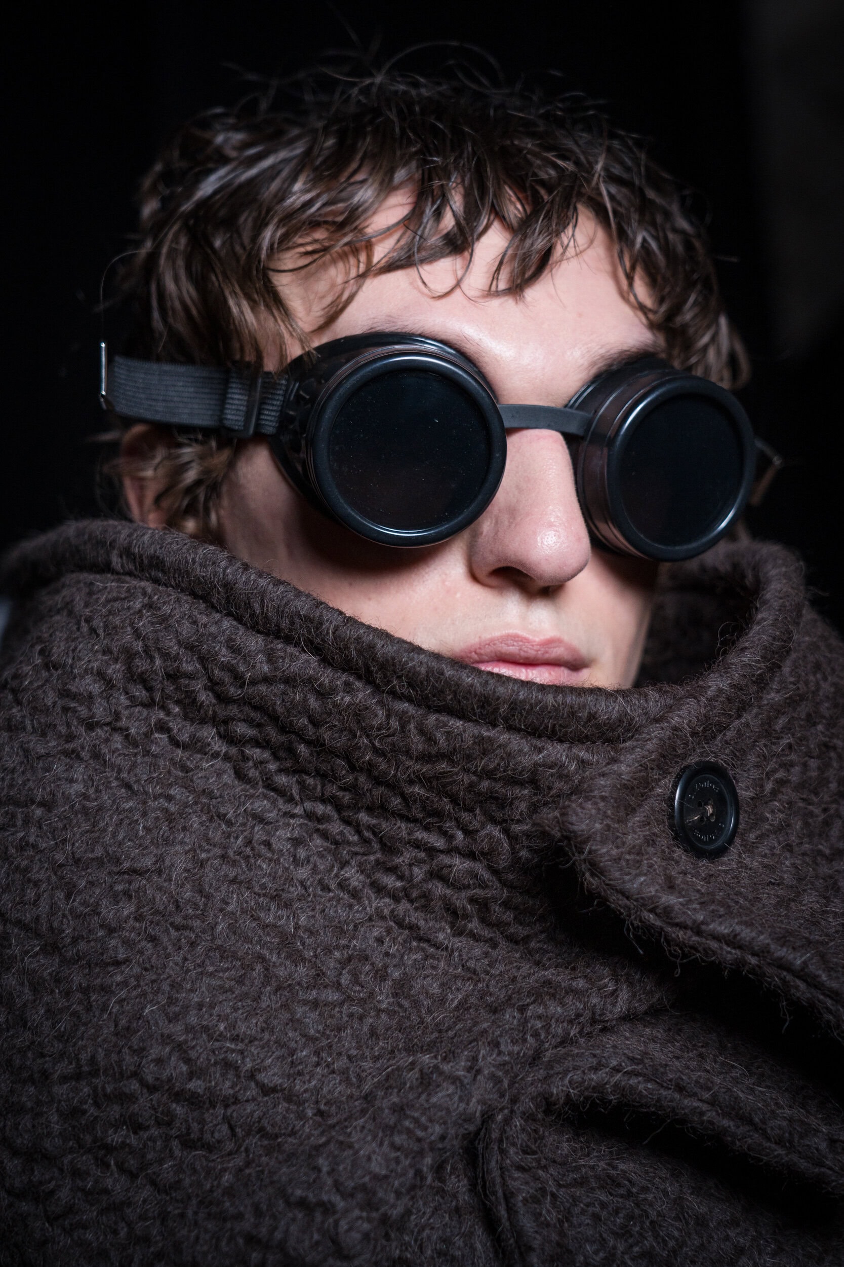 Songzio Fall 2026 Men’s Fashion Show Backstage