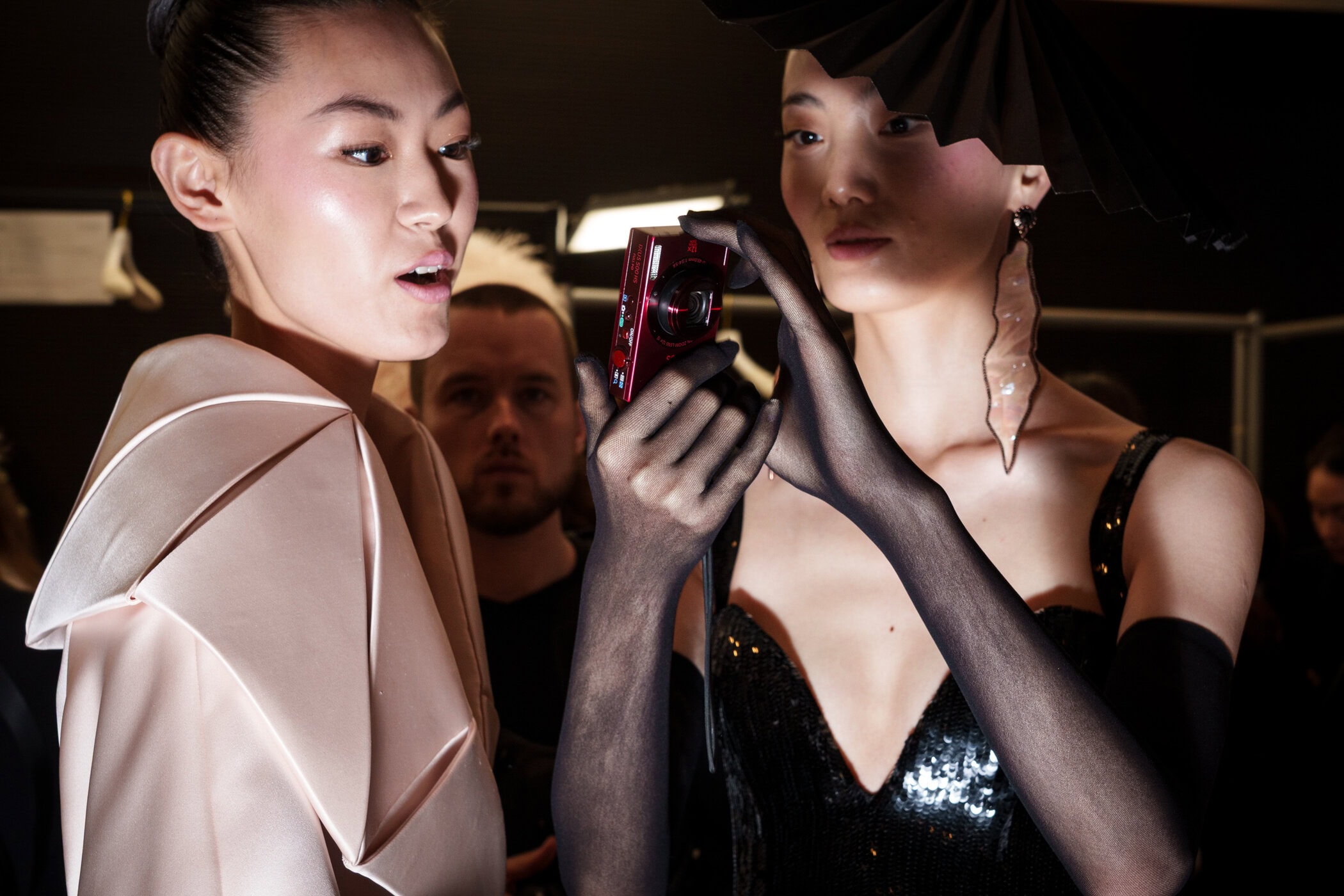 Tamara Ralph Spring 2026 Couture Fashion Show Backstage