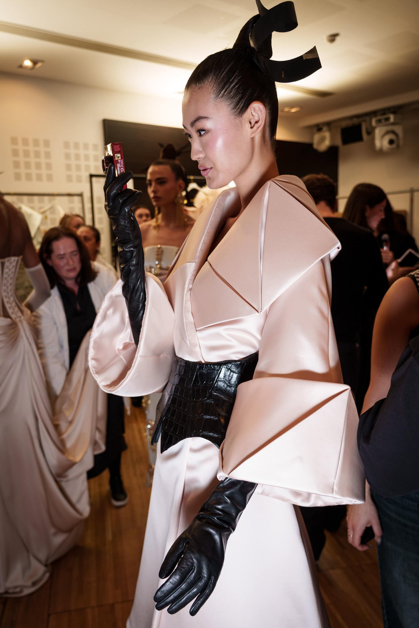 Tamara Ralph Spring 2026 Couture Fashion Show Backstage