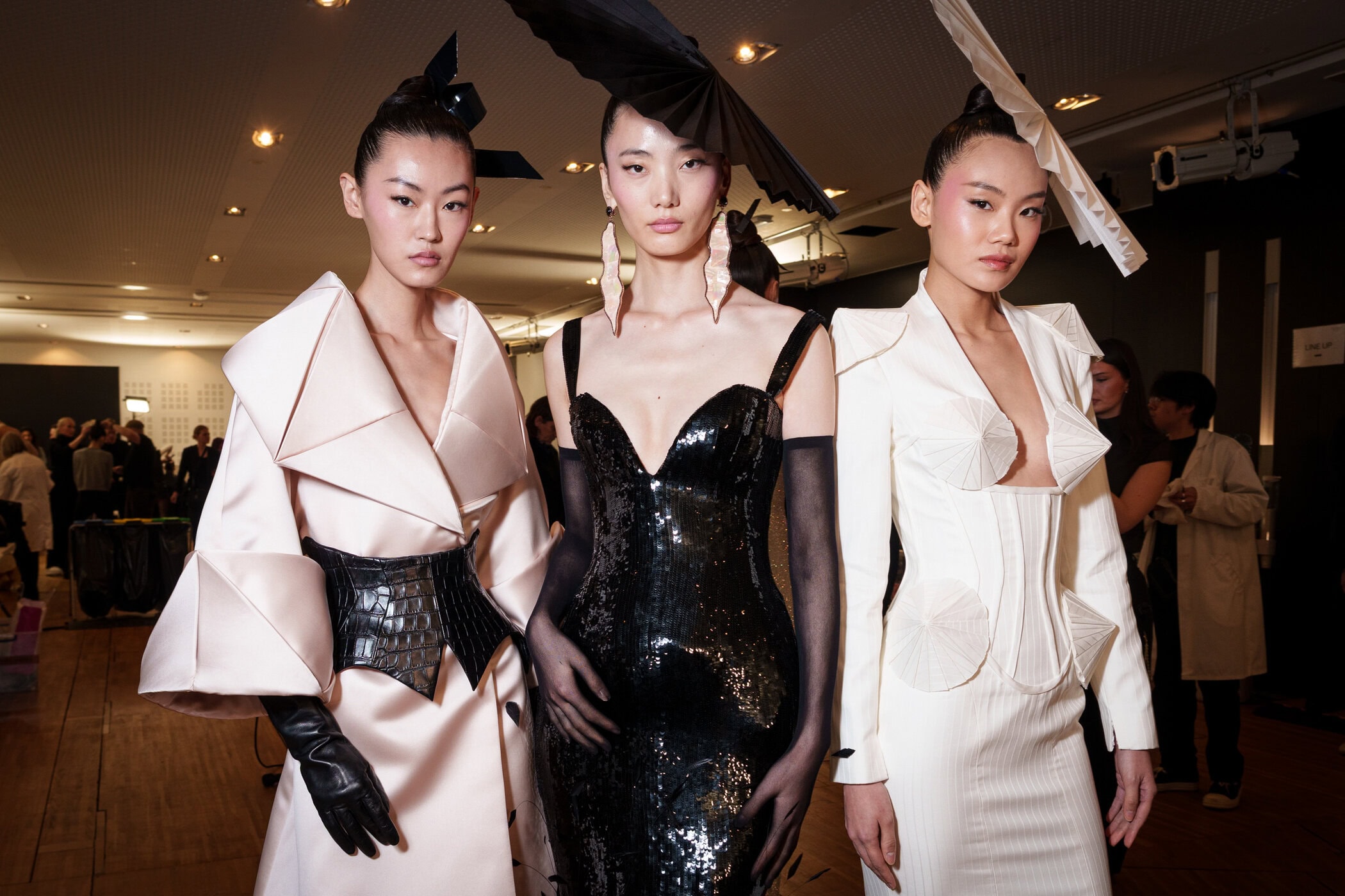 Tamara Ralph Spring 2026 Couture Fashion Show Backstage