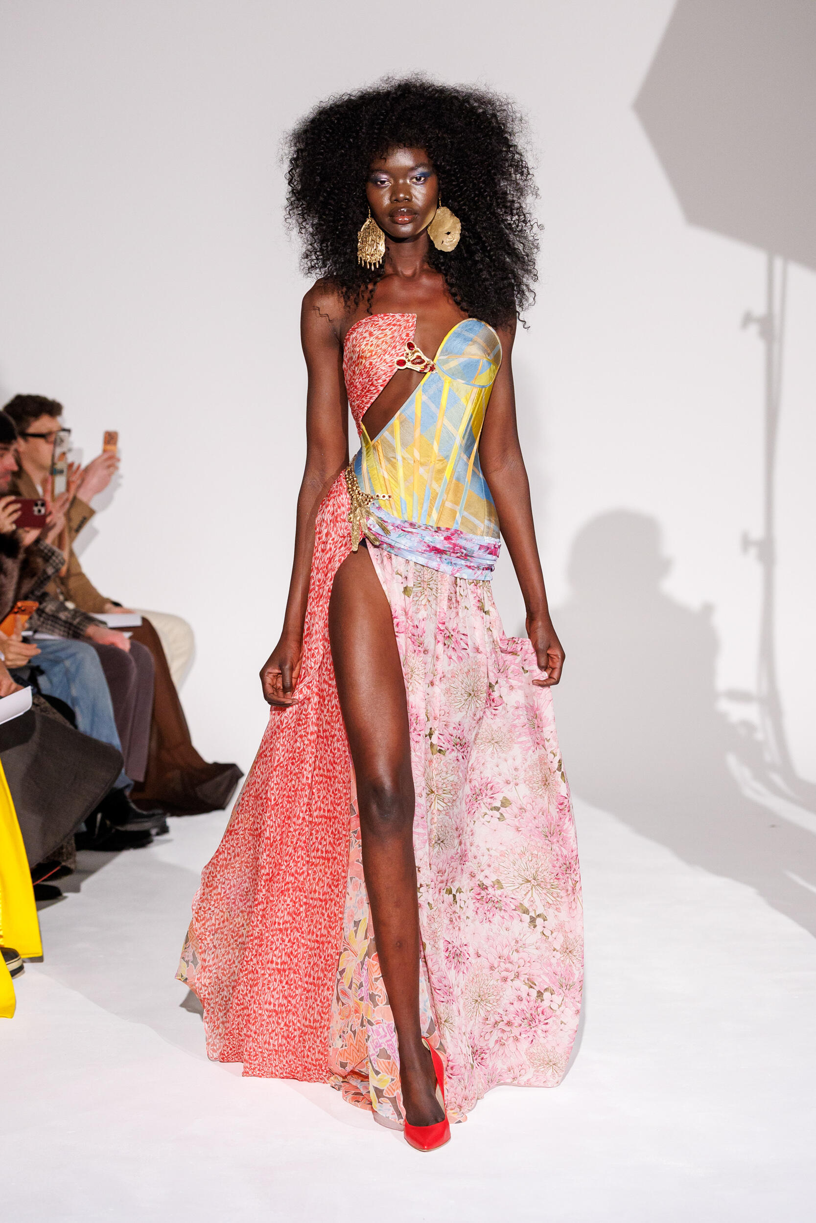 Rvdk Ronald Van Der Kemp Spring 2026 Couture Fashion Show