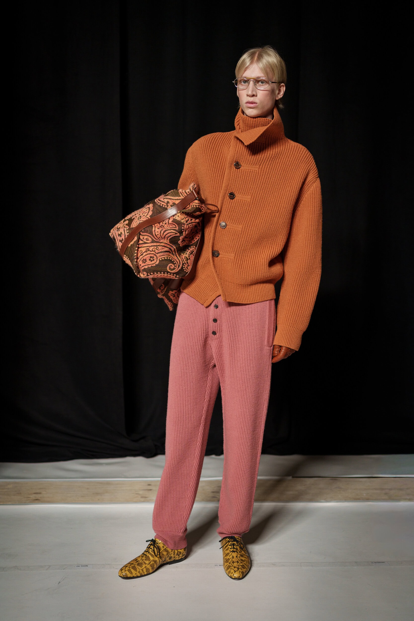 Dries Van Noten Fall 2026 Men’s Fashion Show Backstage