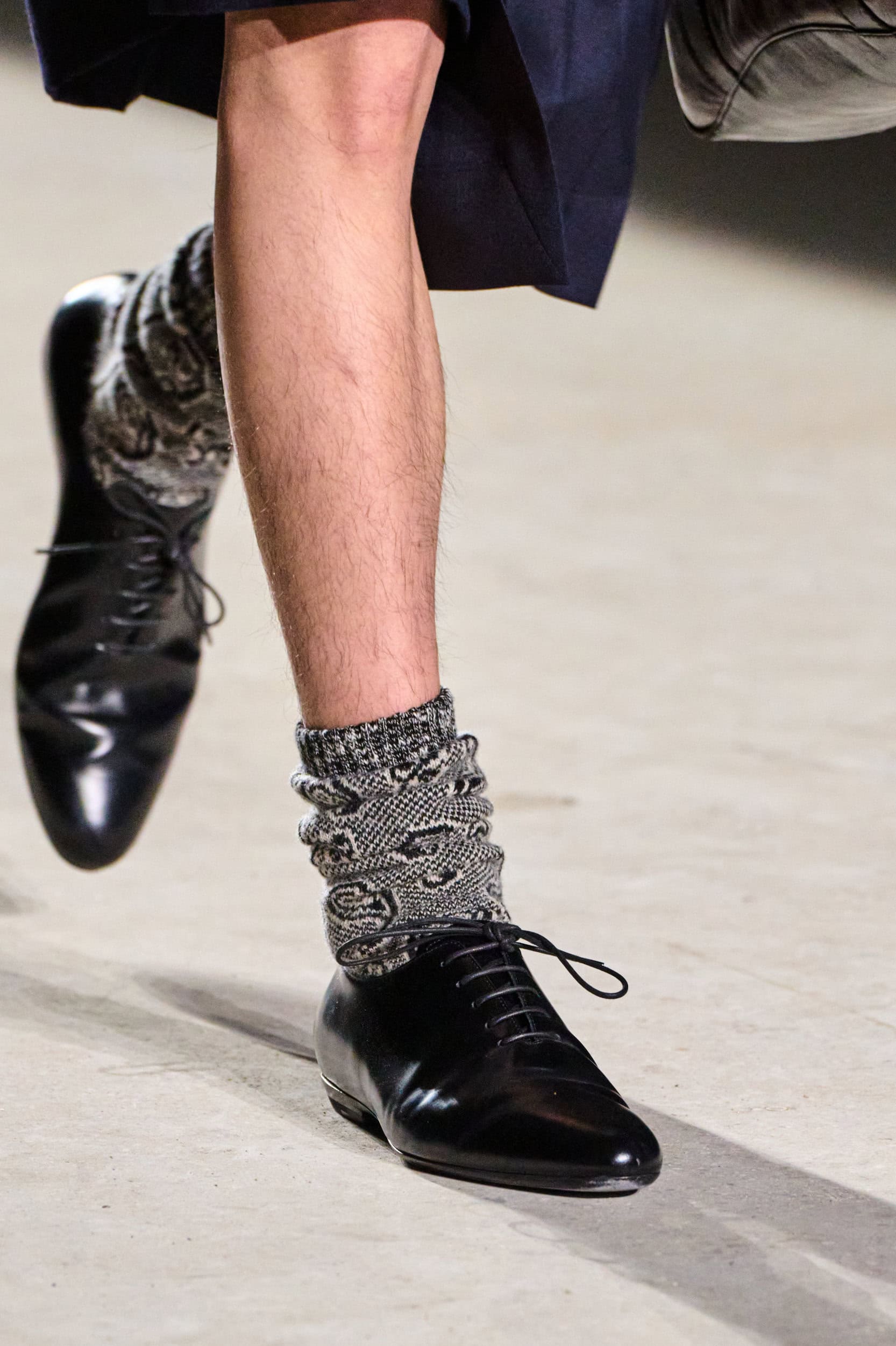 Dries Van Noten Fall 2026 Men’s Fashion Show Details