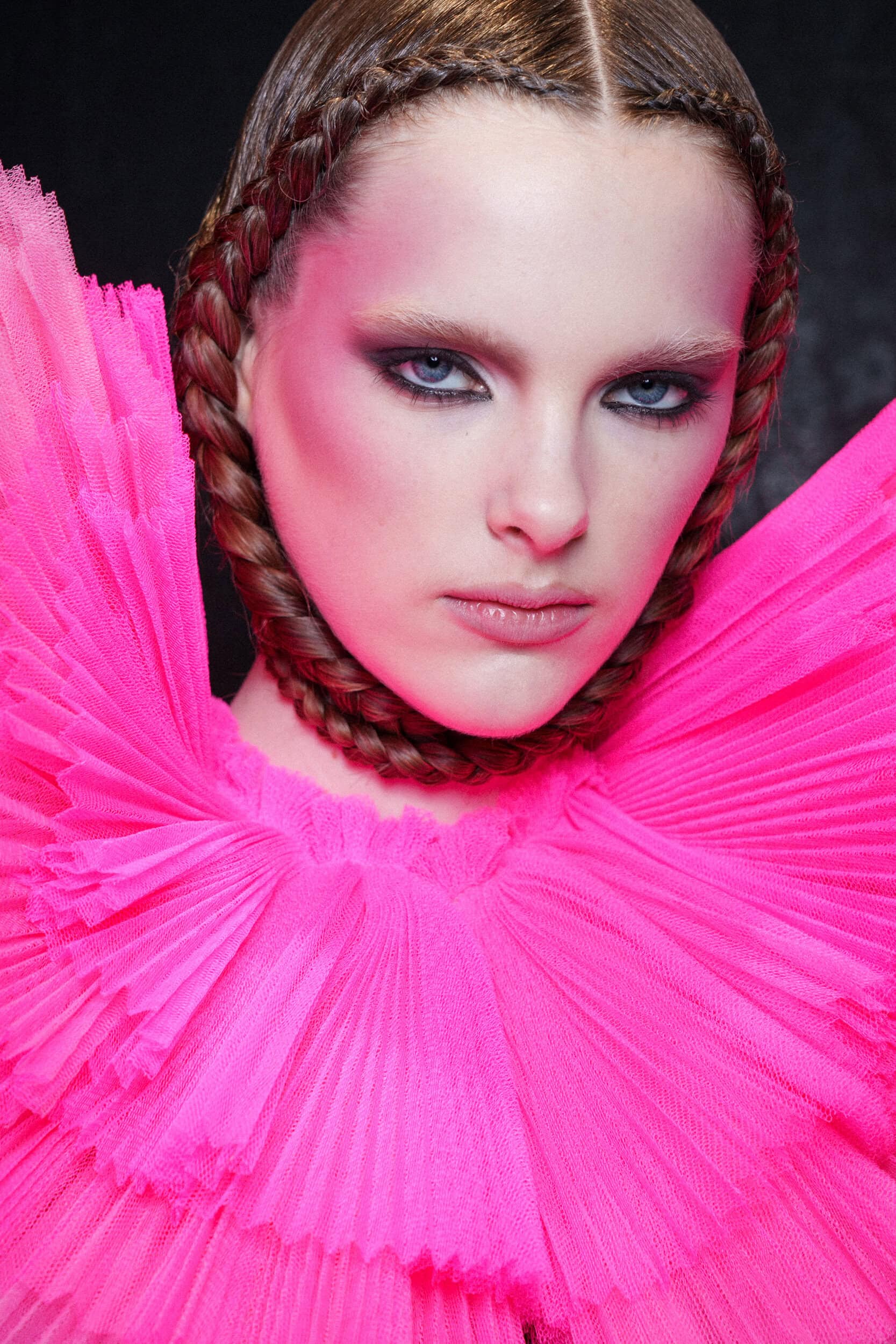 Viktor&rolf Spring 2026 Couture Fashion Show Backstage