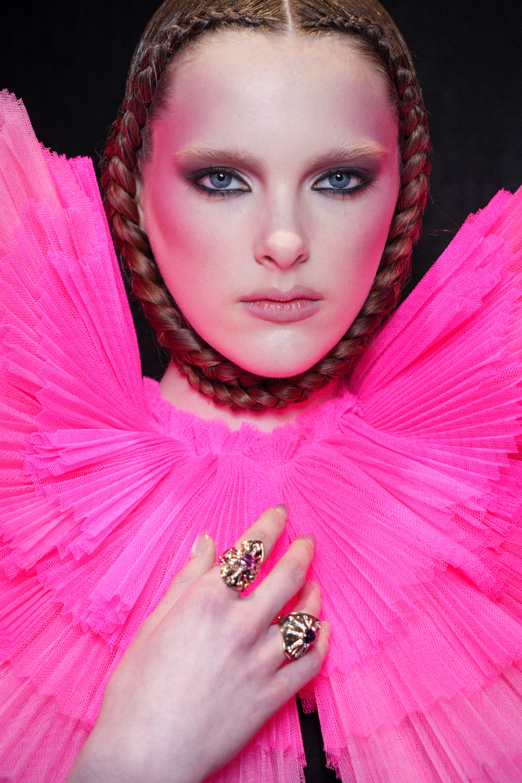 Viktor&rolf Spring 2026 Couture Fashion Show Backstage