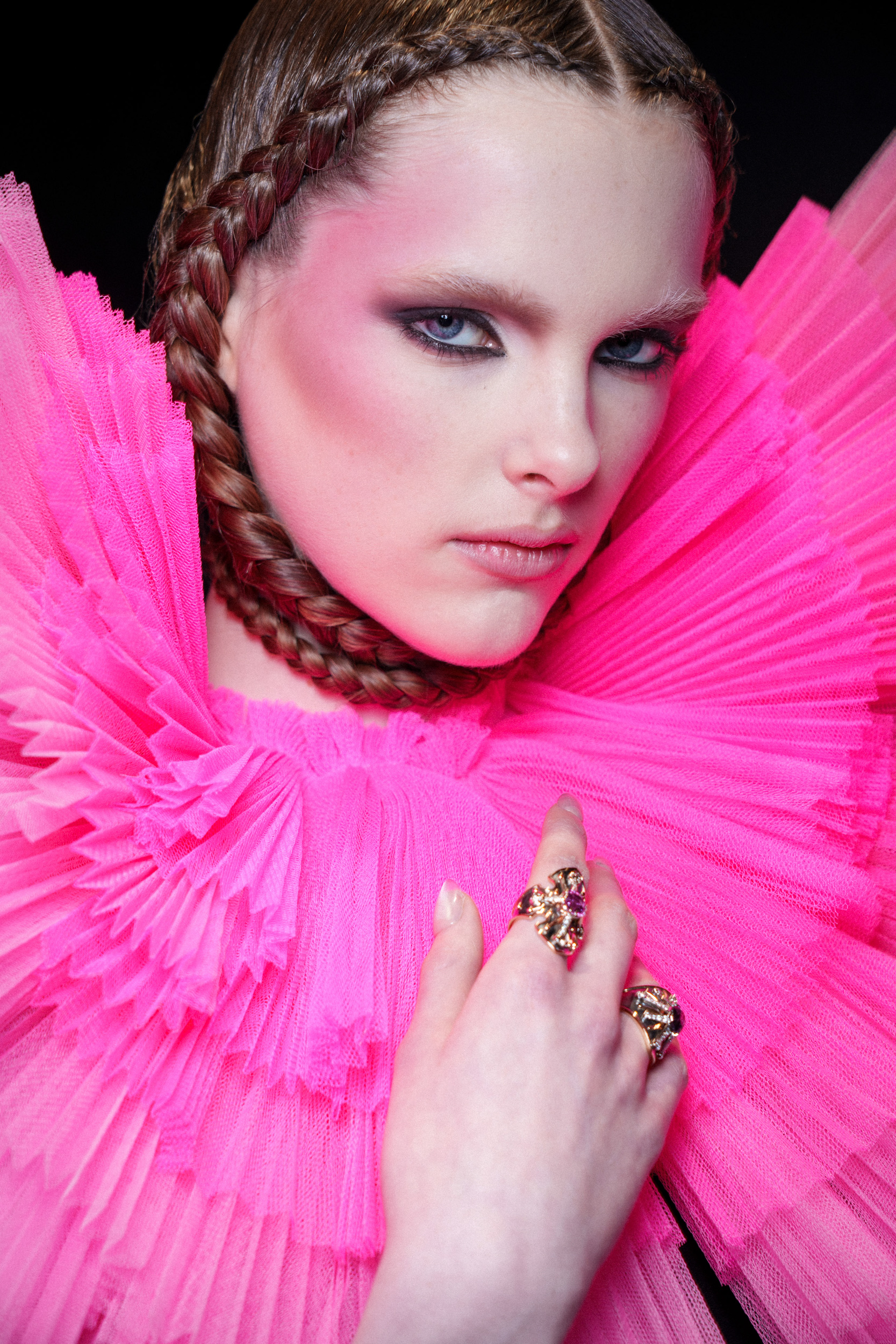 Viktor&rolf Spring 2026 Couture Fashion Show Backstage