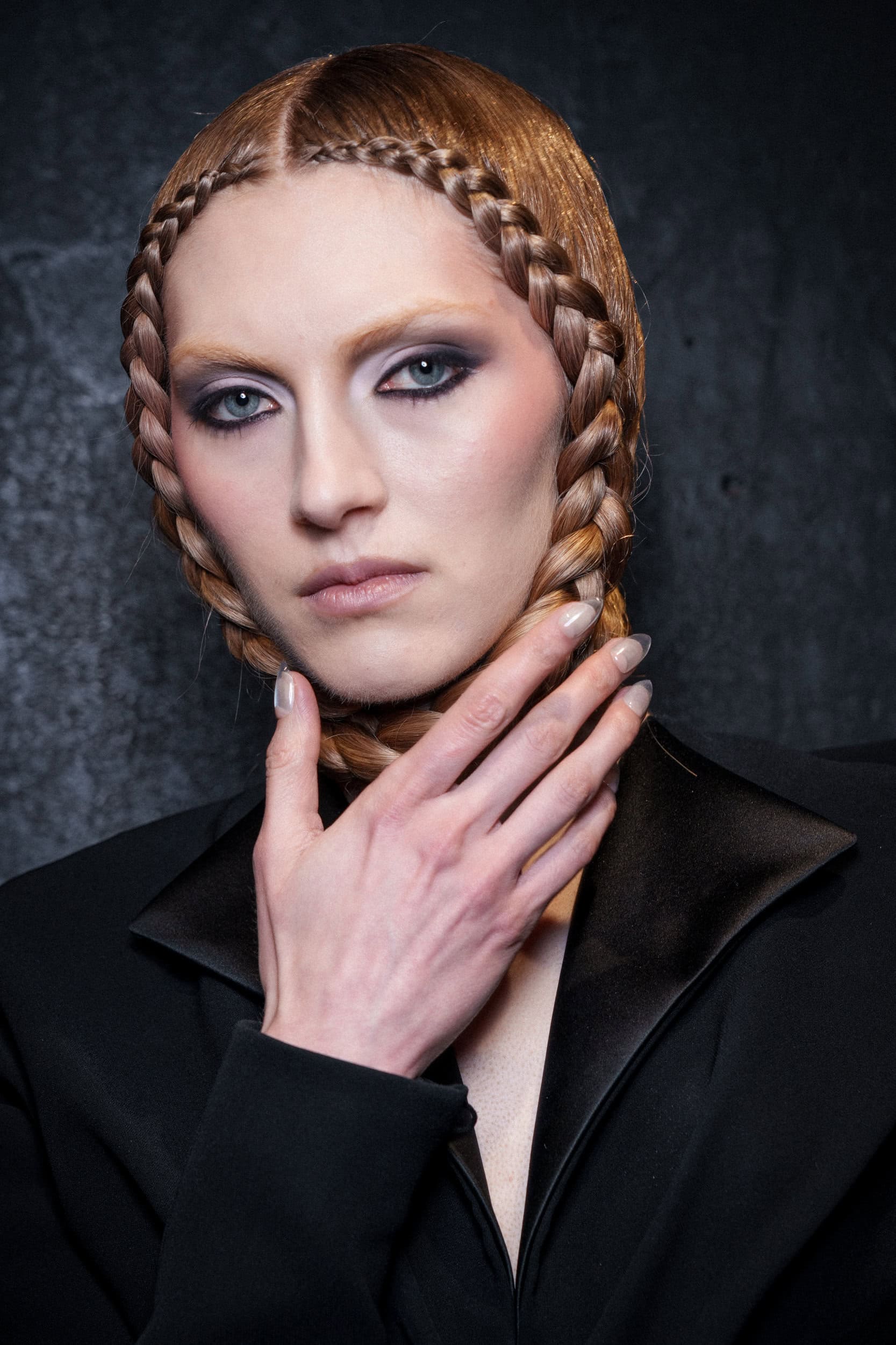 Viktor&rolf Spring 2026 Couture Fashion Show Backstage