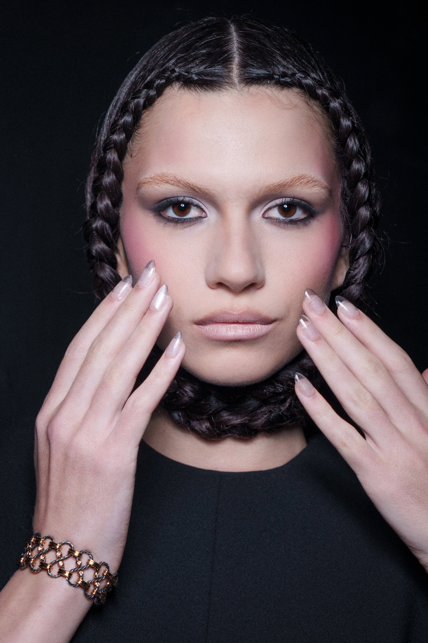 Viktor&rolf Spring 2026 Couture Fashion Show Backstage