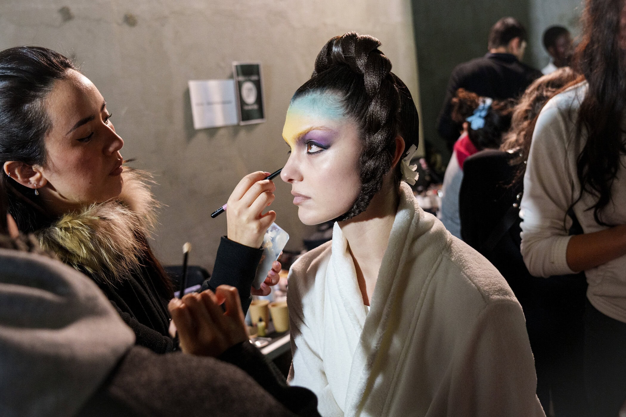 Viktor&rolf Spring 2026 Couture Fashion Show Backstage