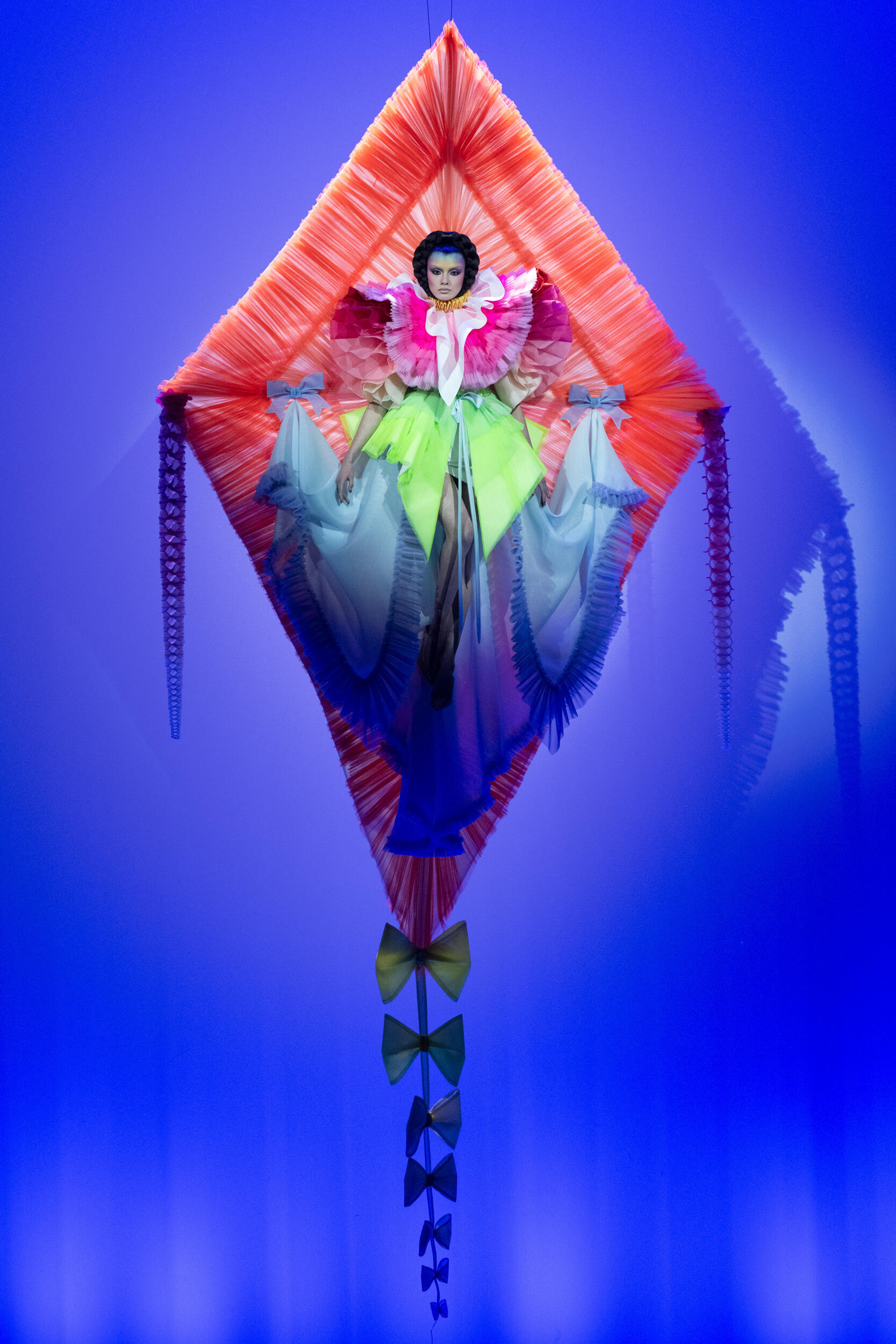 Viktor&rolf Spring 2026 Couture Fashion Show