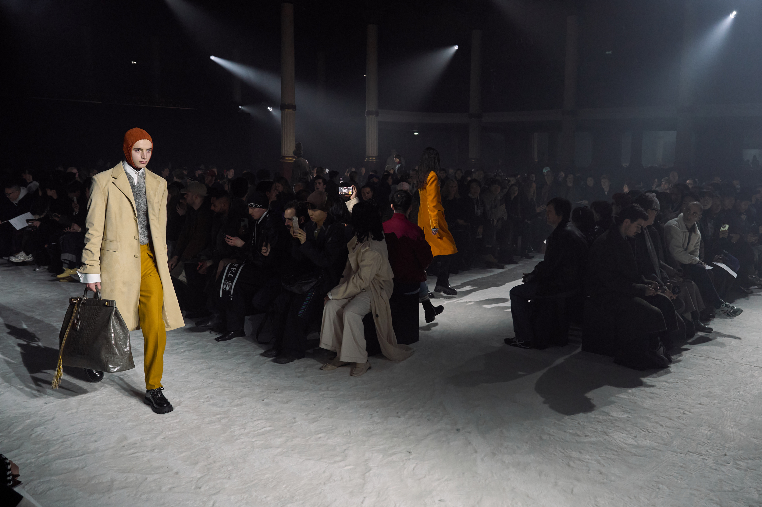 Wooyoungmi Fall 2026 Men’s Fashion Show Atmosphere