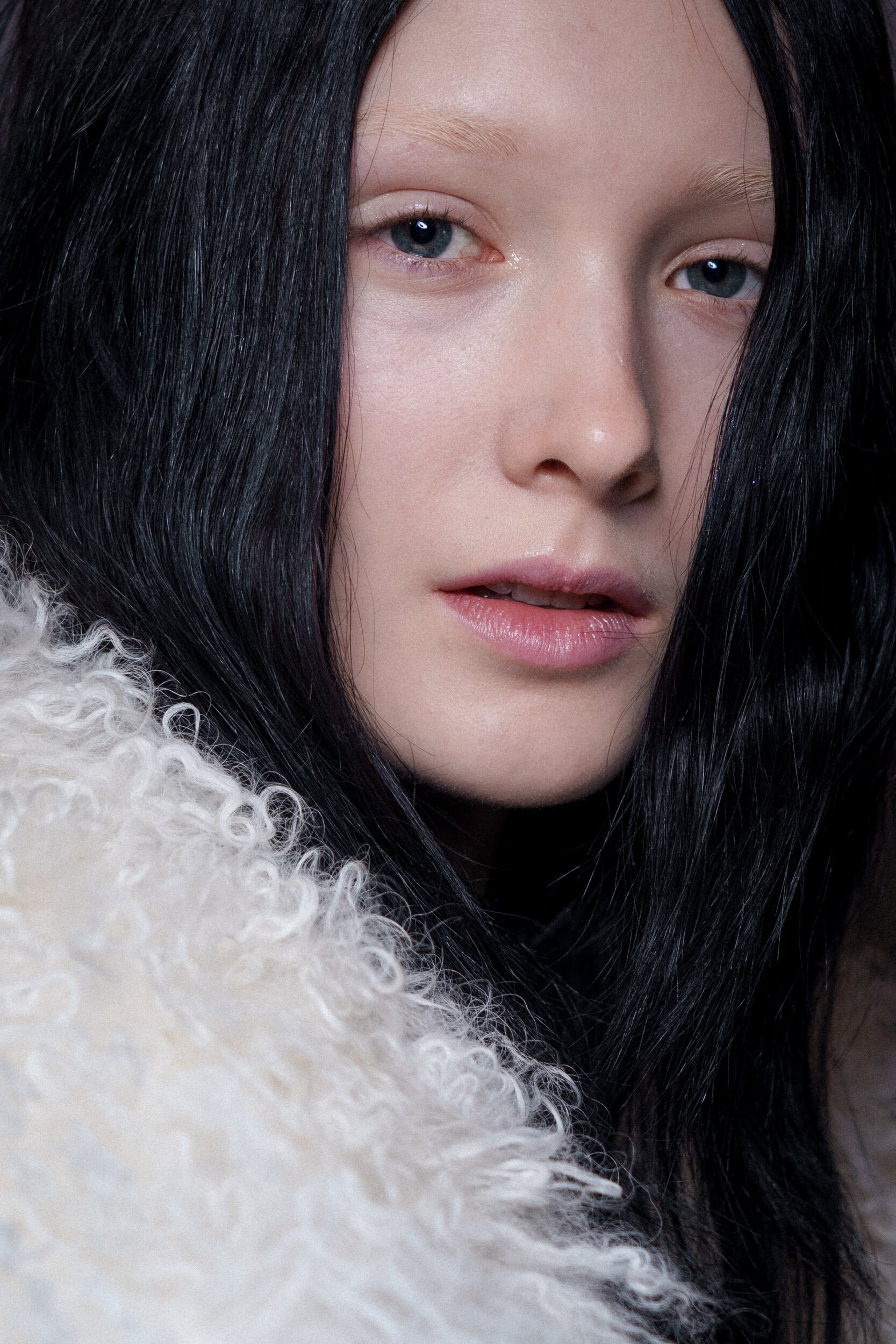 Wooyoungmi Fall 2026 Men’s Fashion Show Backstage