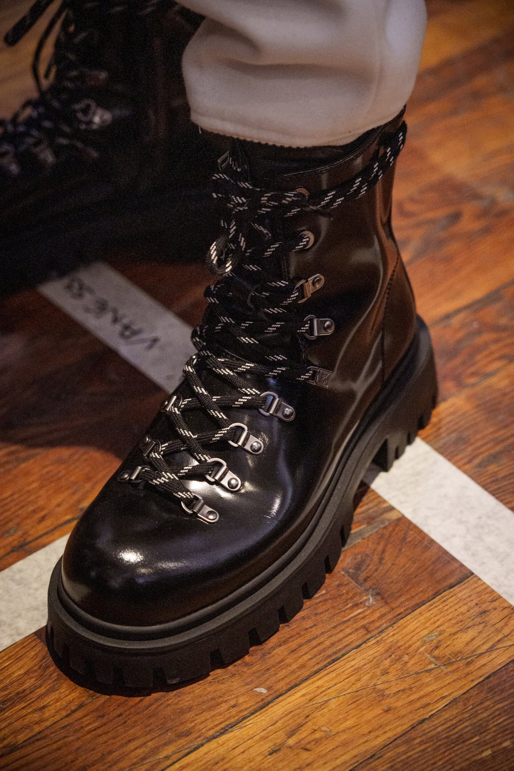 Wooyoungmi Fall 2026 Men’s Fashion Show Backstage