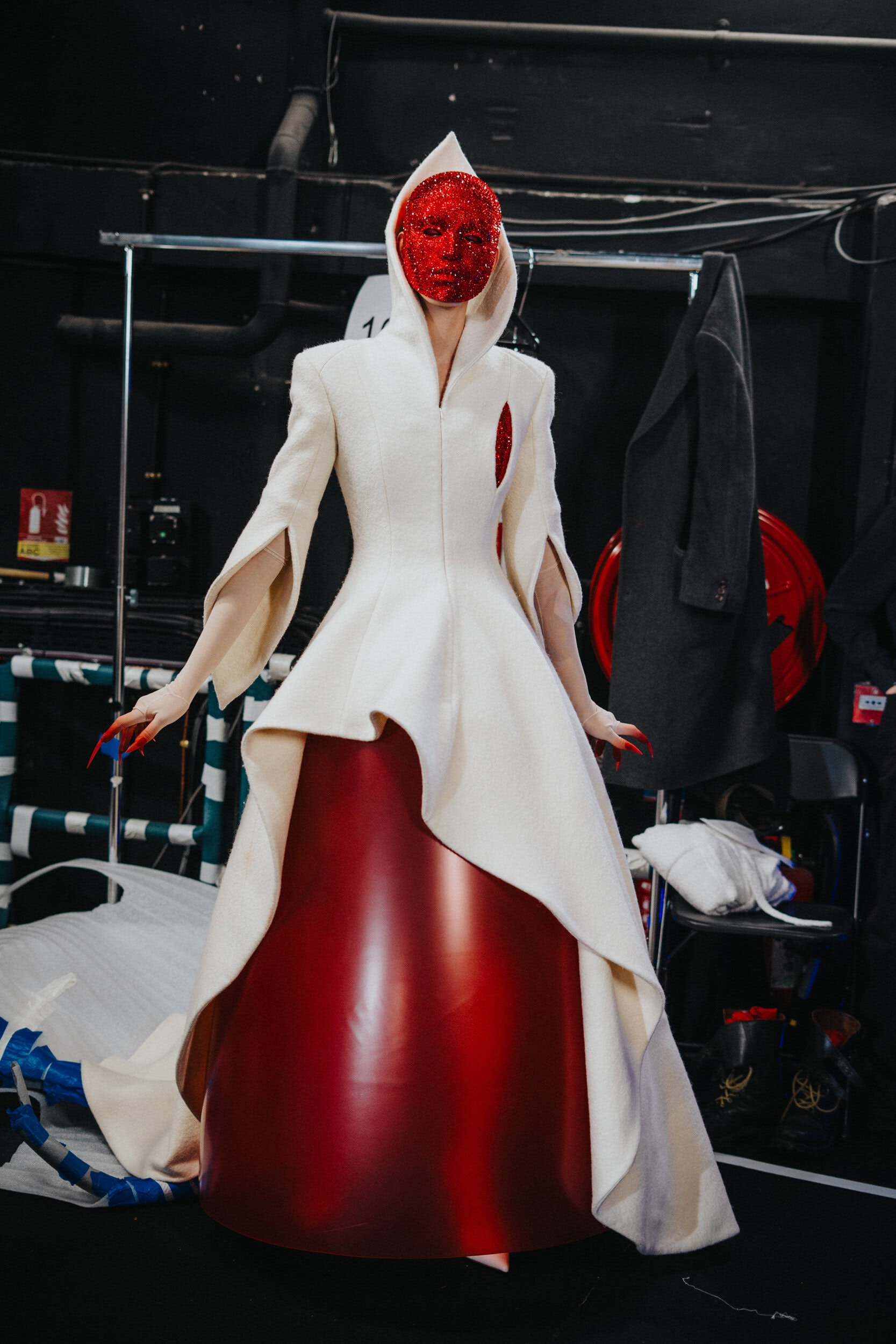 Robert Wun Spring 2026 Couture Fashion Show Backstage