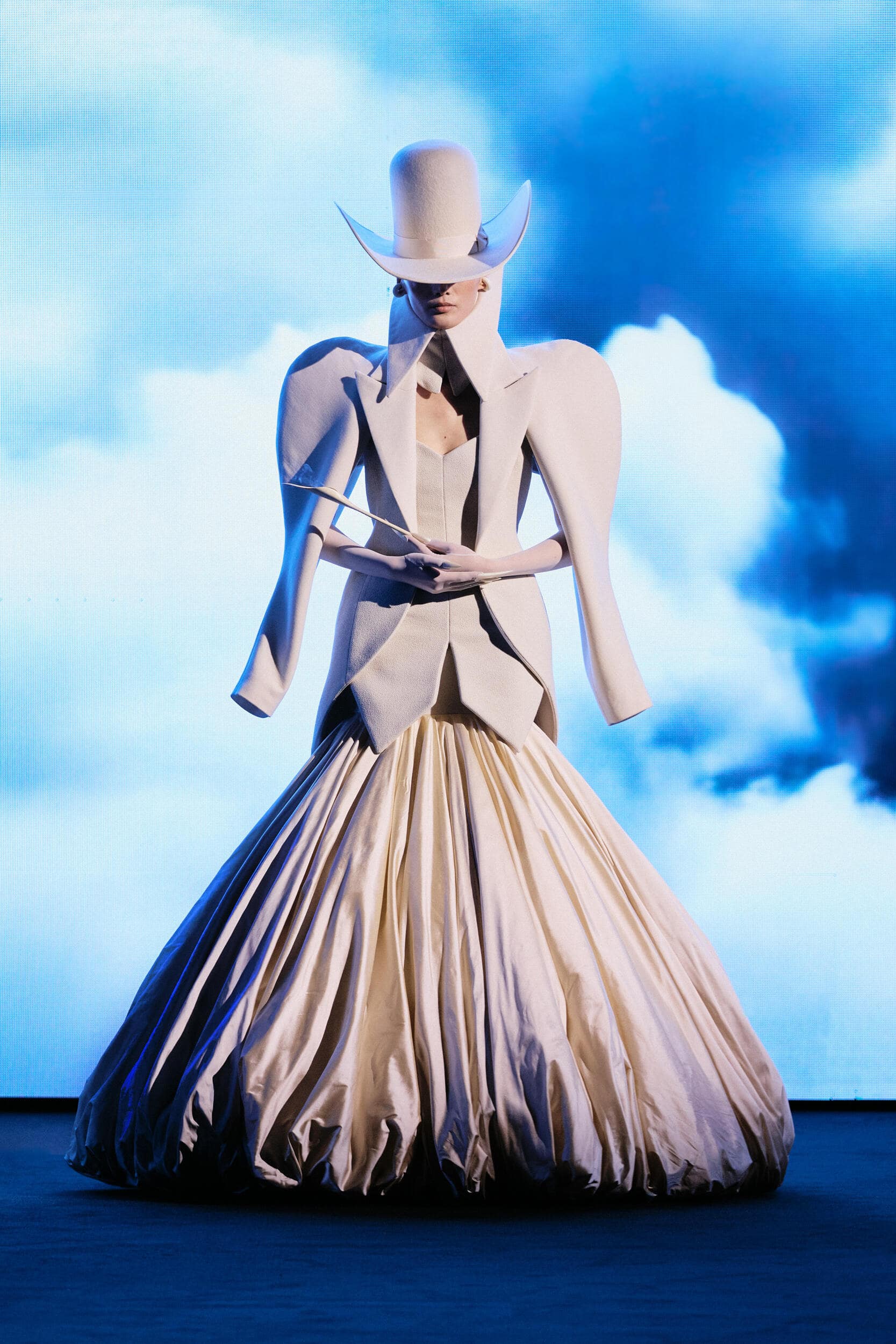 Robert Wun Spring 2026 Couture Fashion Show