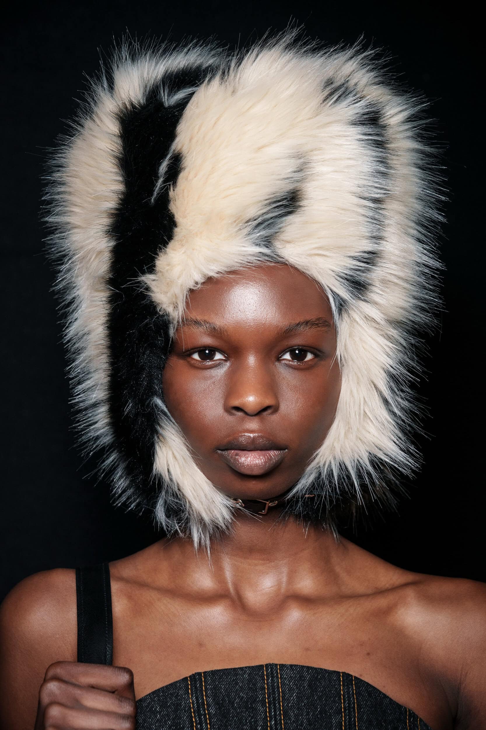 Aknvas Fall 2026 Fashion Show Backstage