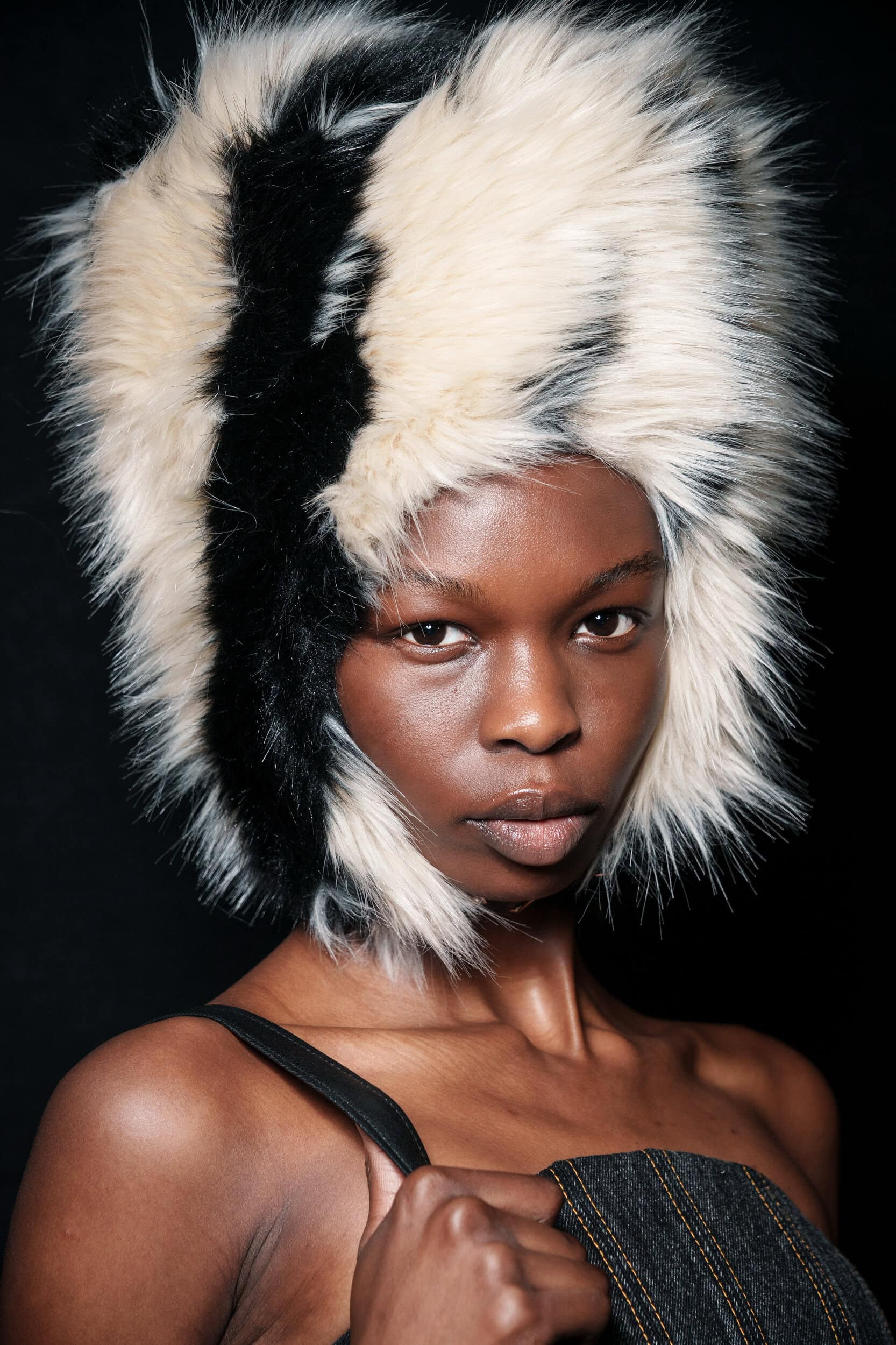 Aknvas Fall 2026 Fashion Show Backstage