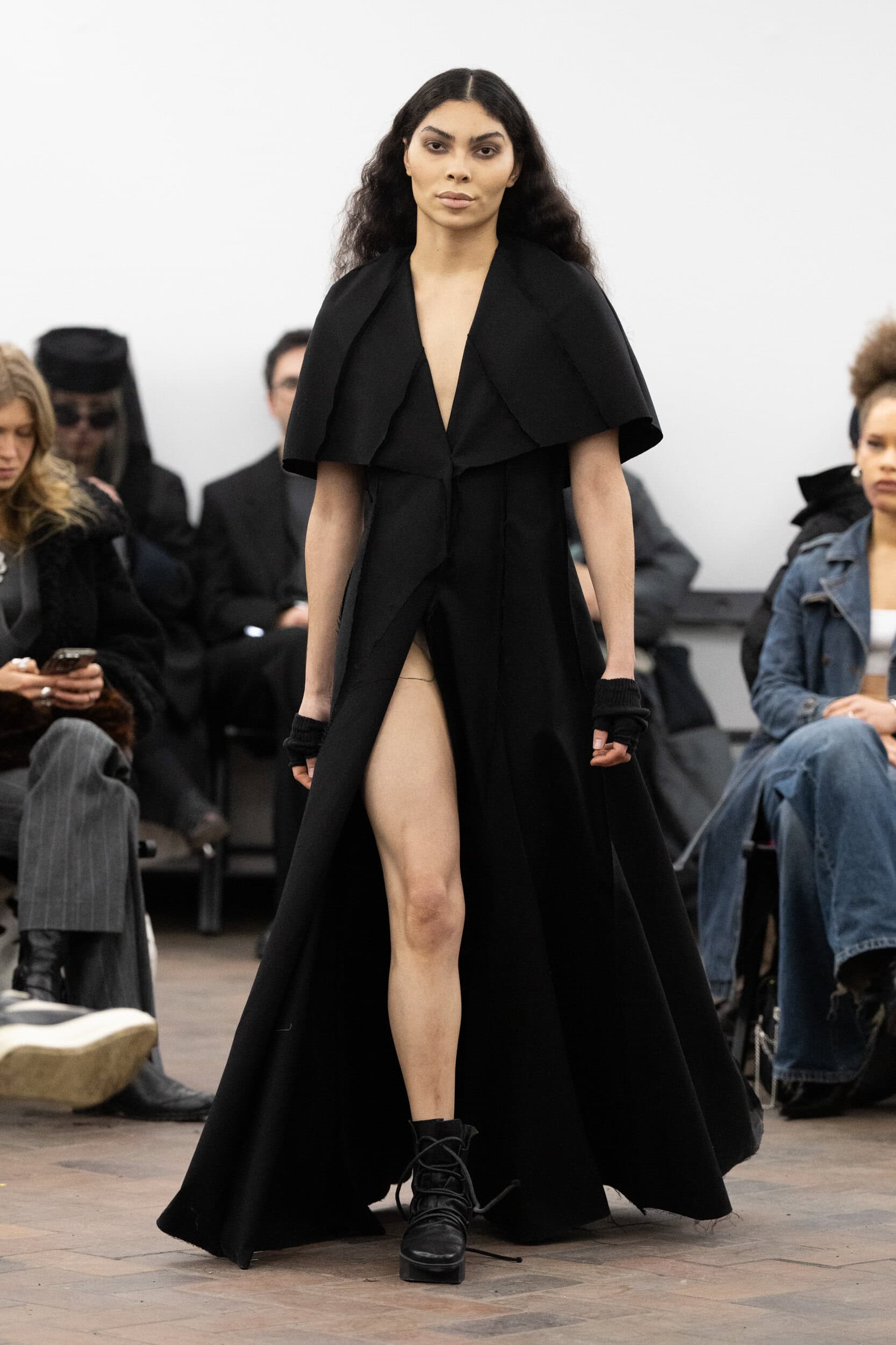 Vanessa Baernthol Fall 2026 Fashion Show 