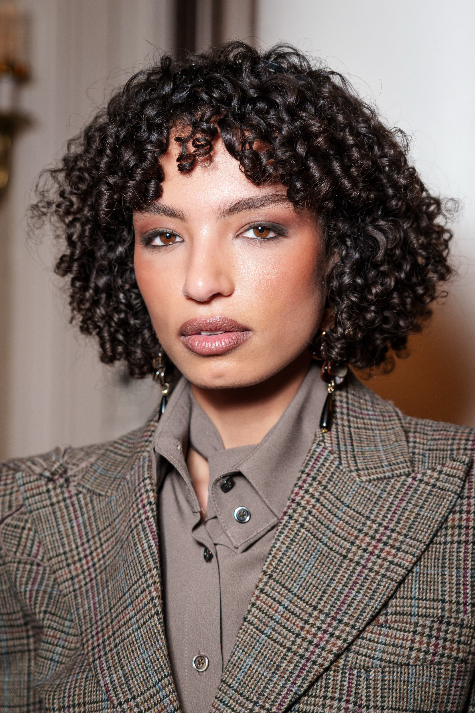 Paul Costelloe Fall 2026 Fashion Show Backstage