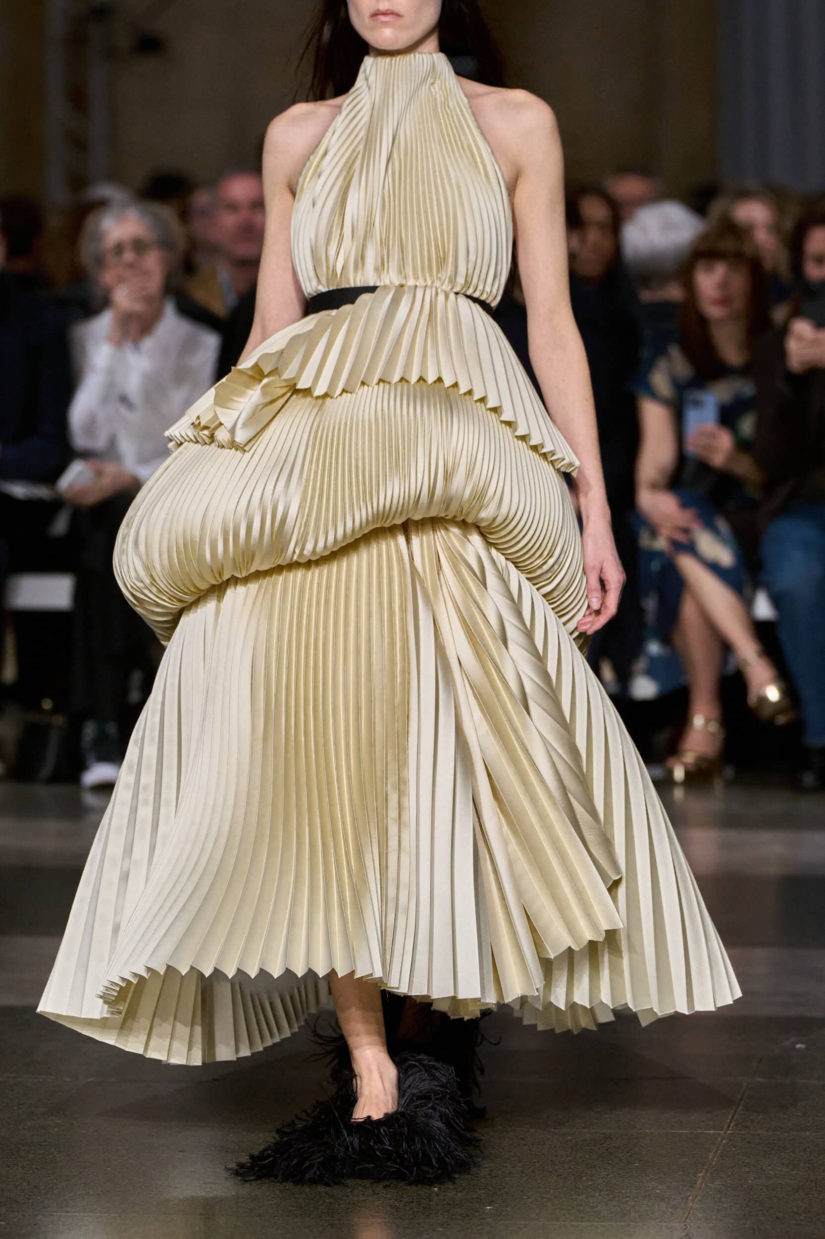 Erdem Fall 2026 Fashion Show Details