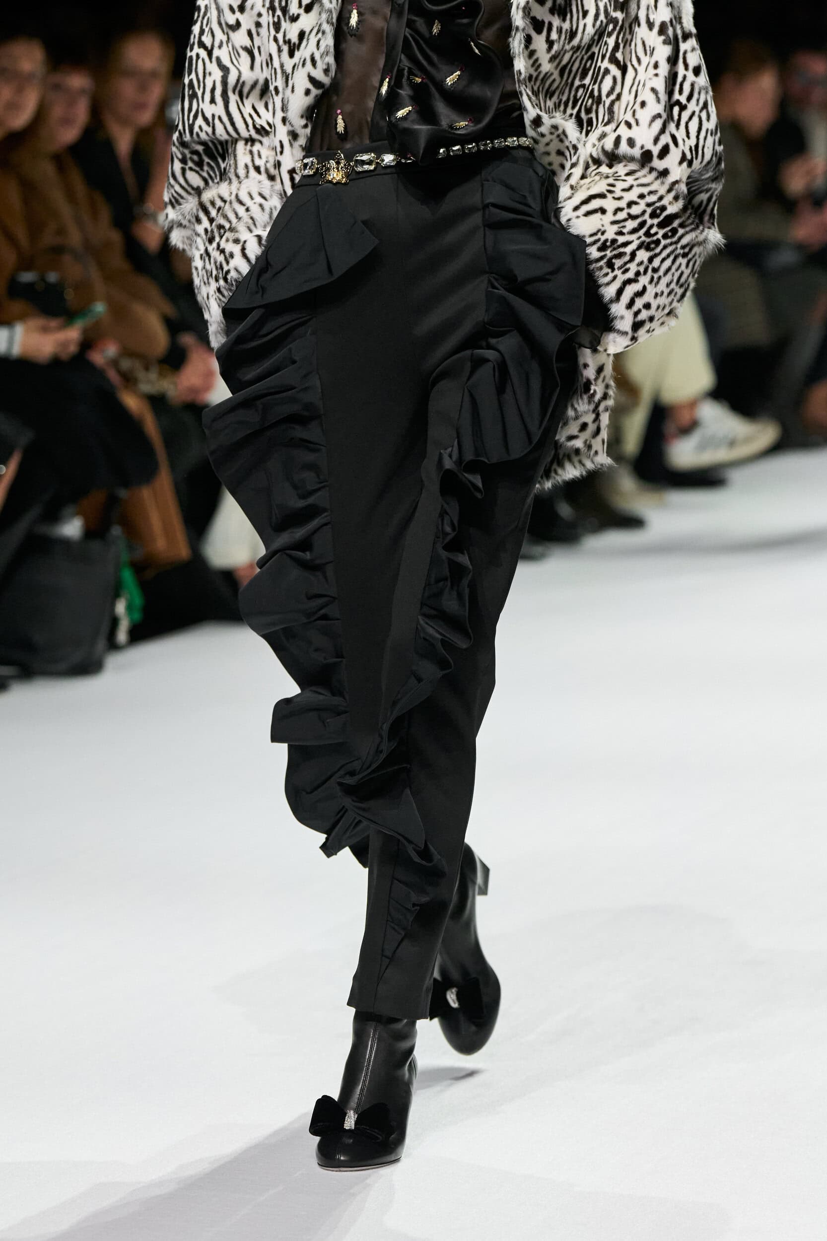 Genny Fall 2026 Fashion Show Details