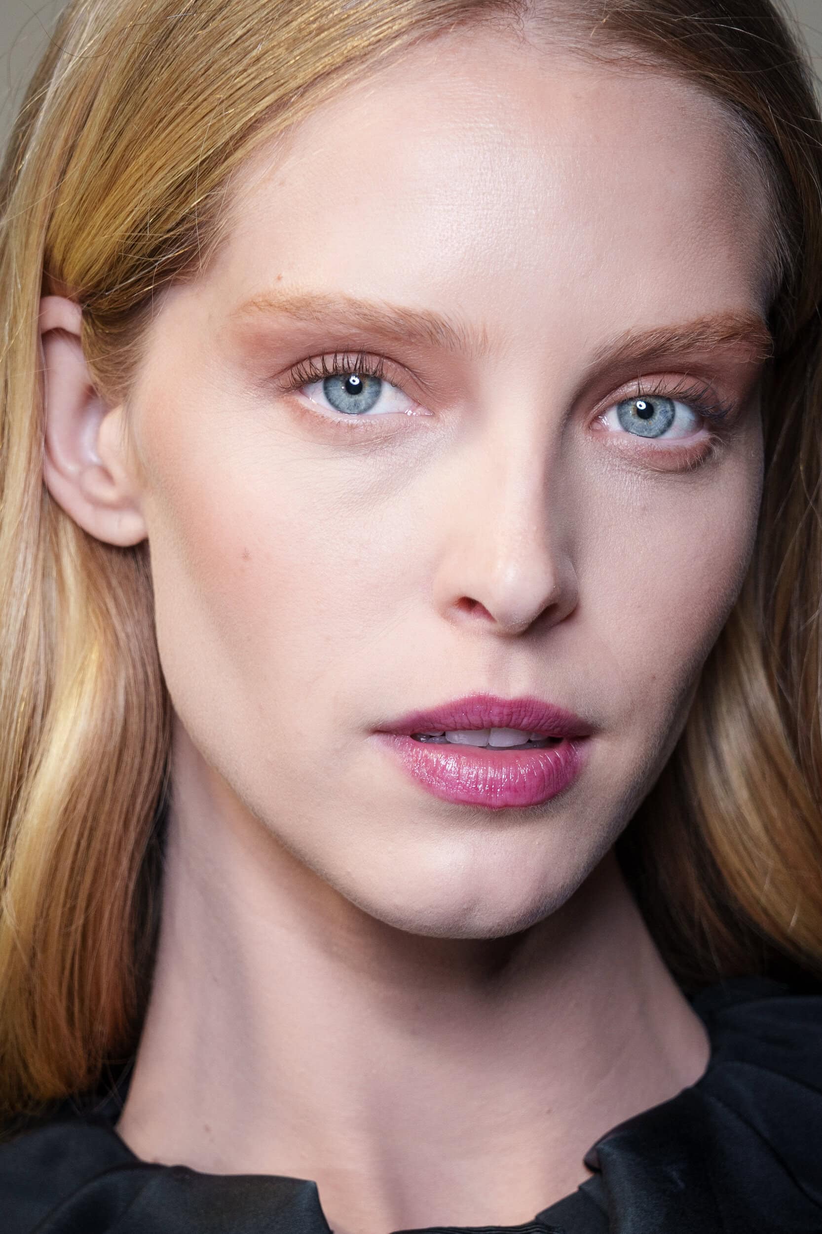 Carolina Herrera Fall 2026 Fashion Show Backstage