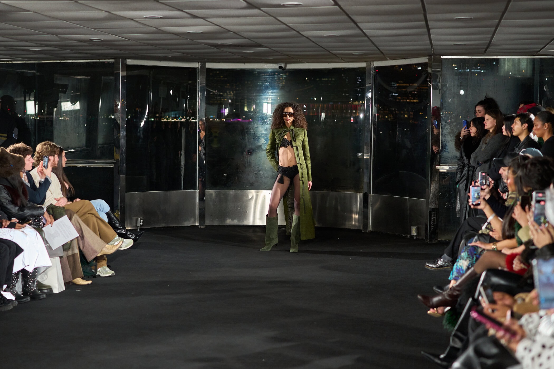 Kim Shui Fall 2026 Fashion Show Atmosphere