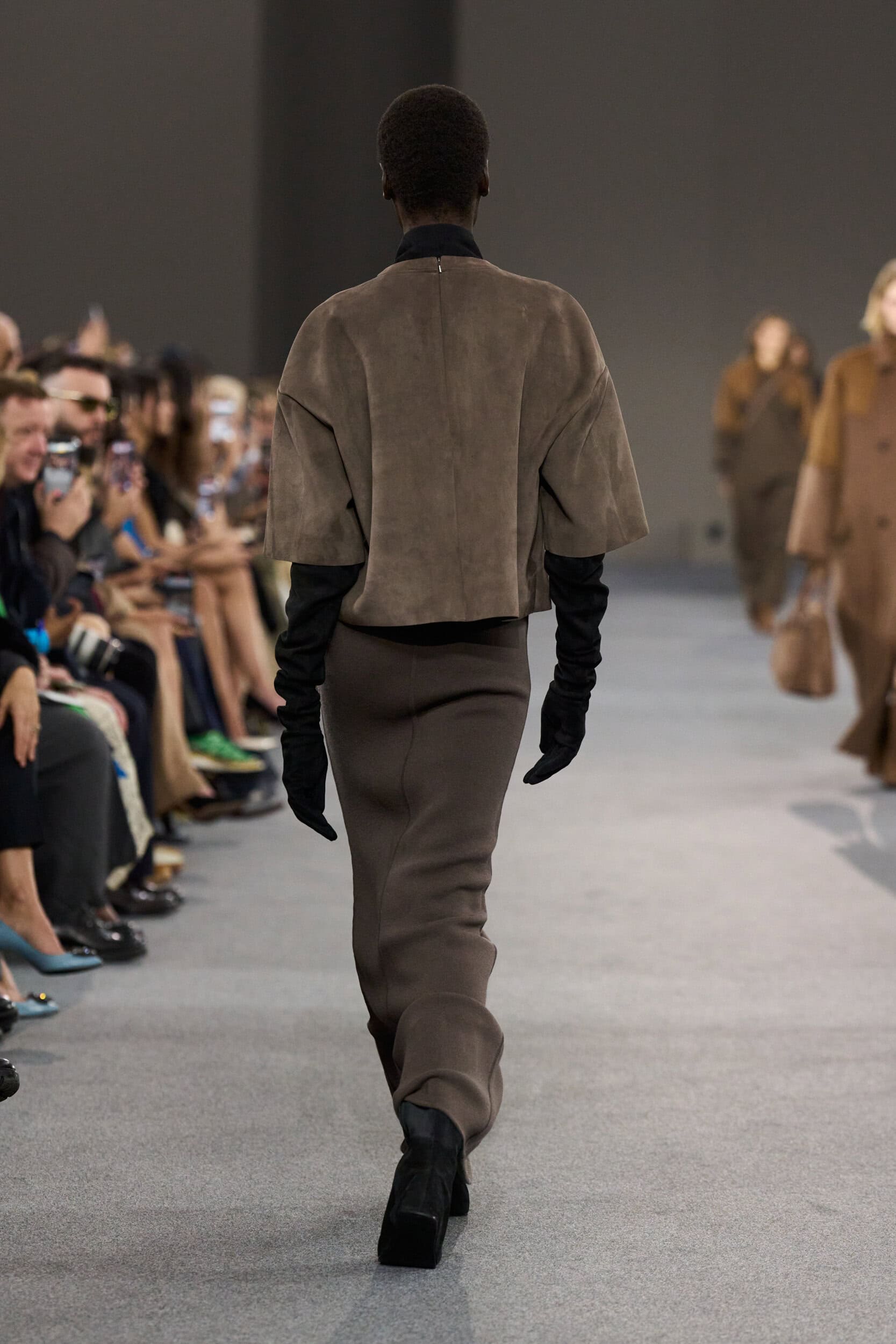 Max Mara Fall 2026 Fashion Show Details