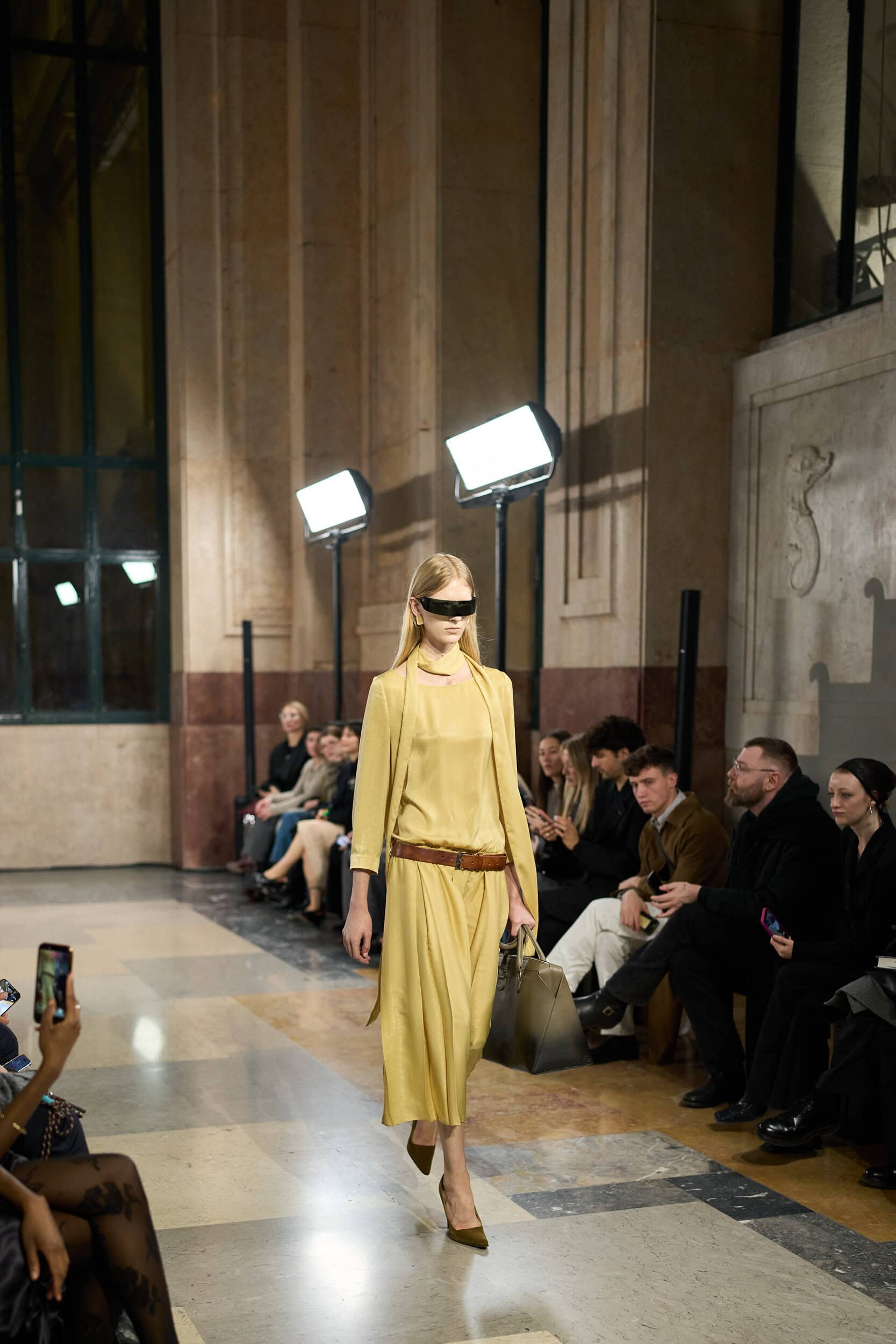 Mm6 Maison Margiela Fall 2026 Fashion Show Atmosphere