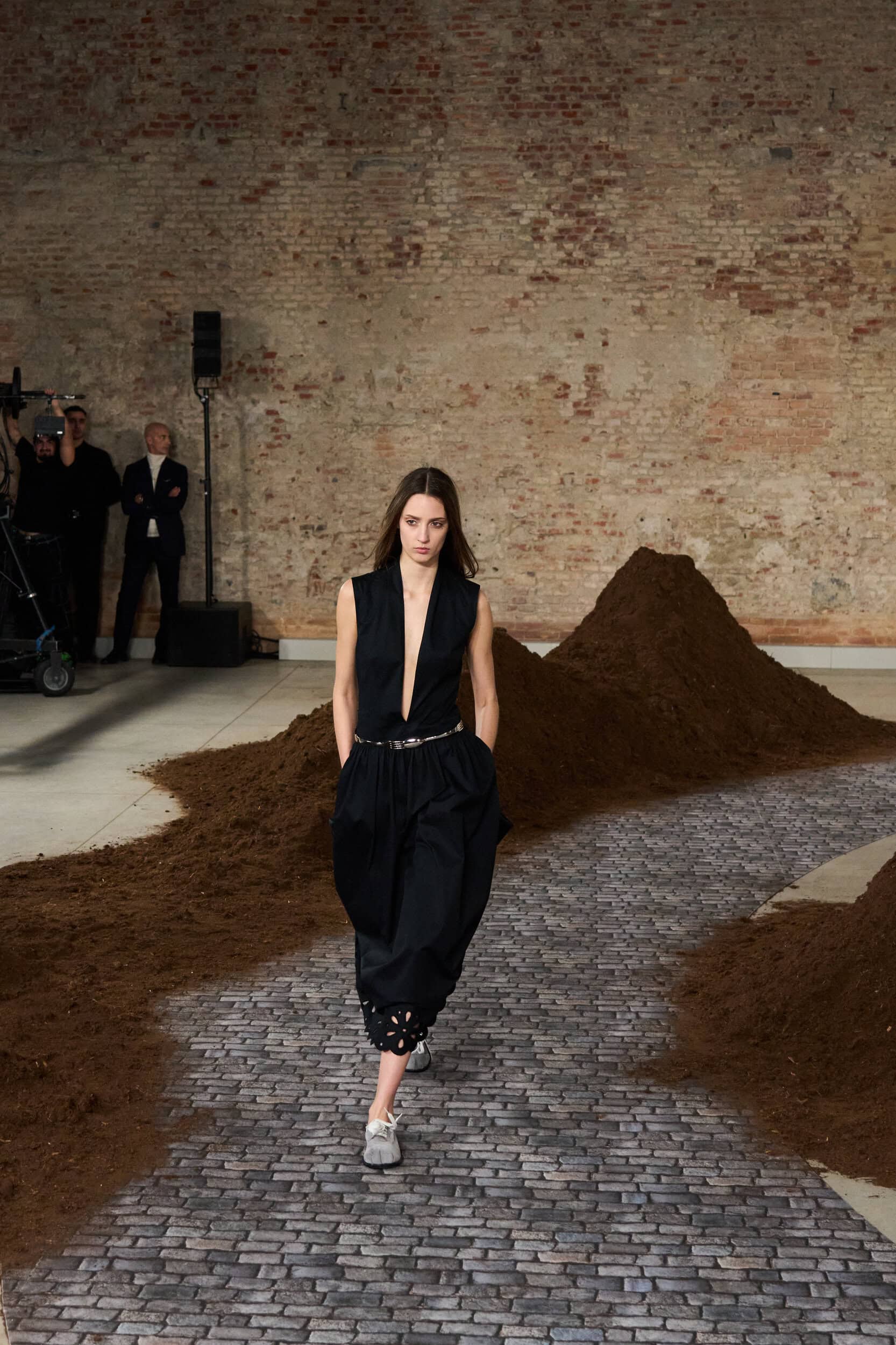 Moschino Fall 2026 Fashion Show Atmosphere