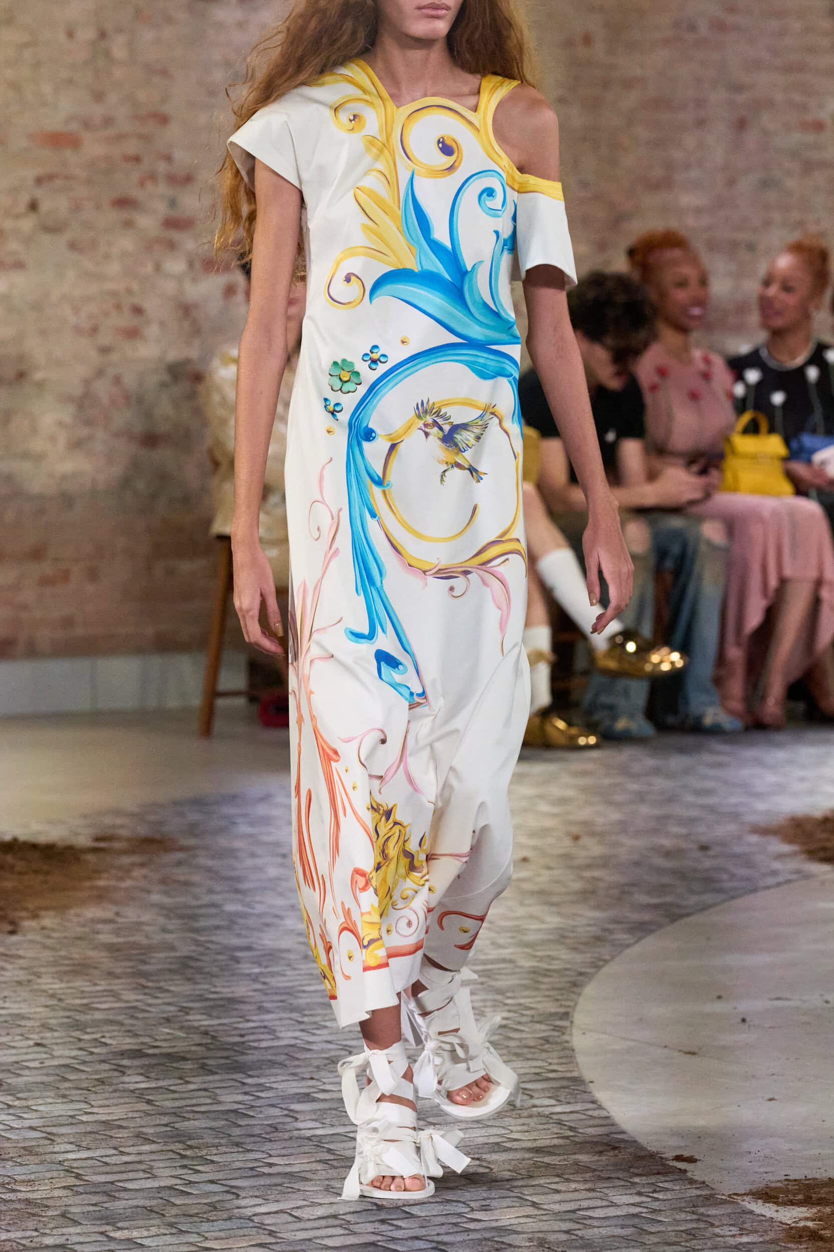 Moschino Fall 2026 Fashion Show Details