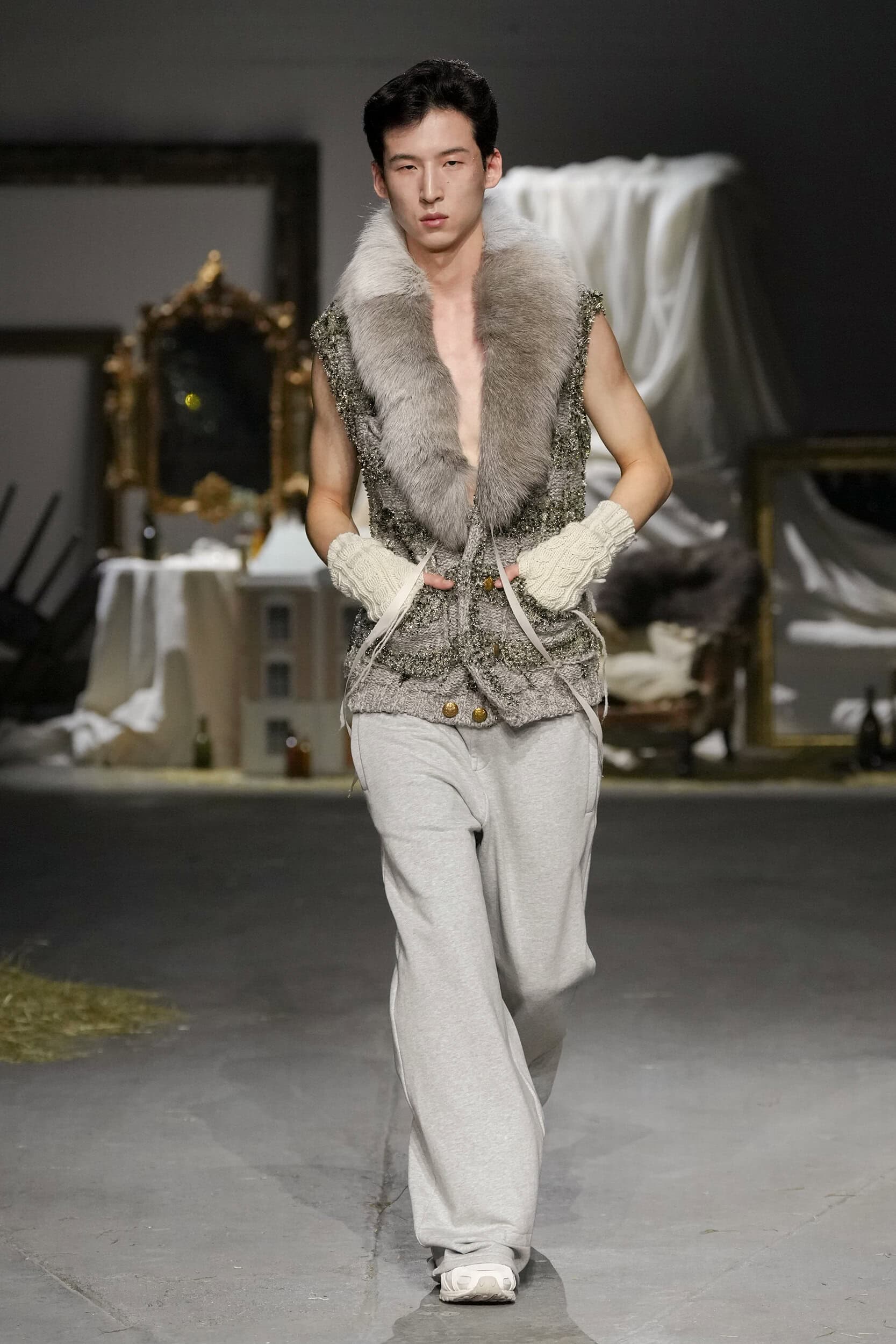 Oscar Ouyang Fall 2026 Fashion Show