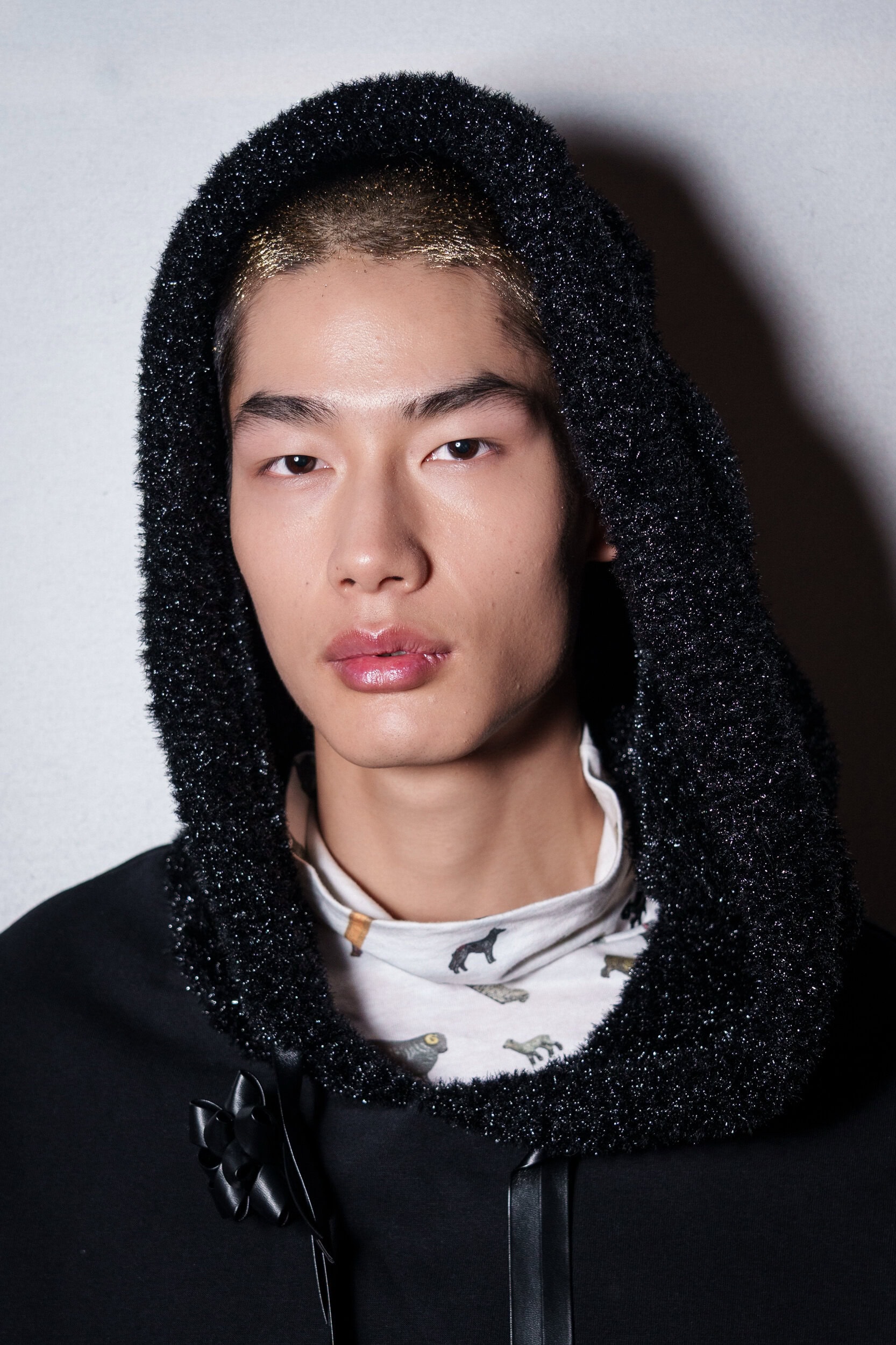 Oscar Ouyang Fall 2026 Fashion Show Backstage
