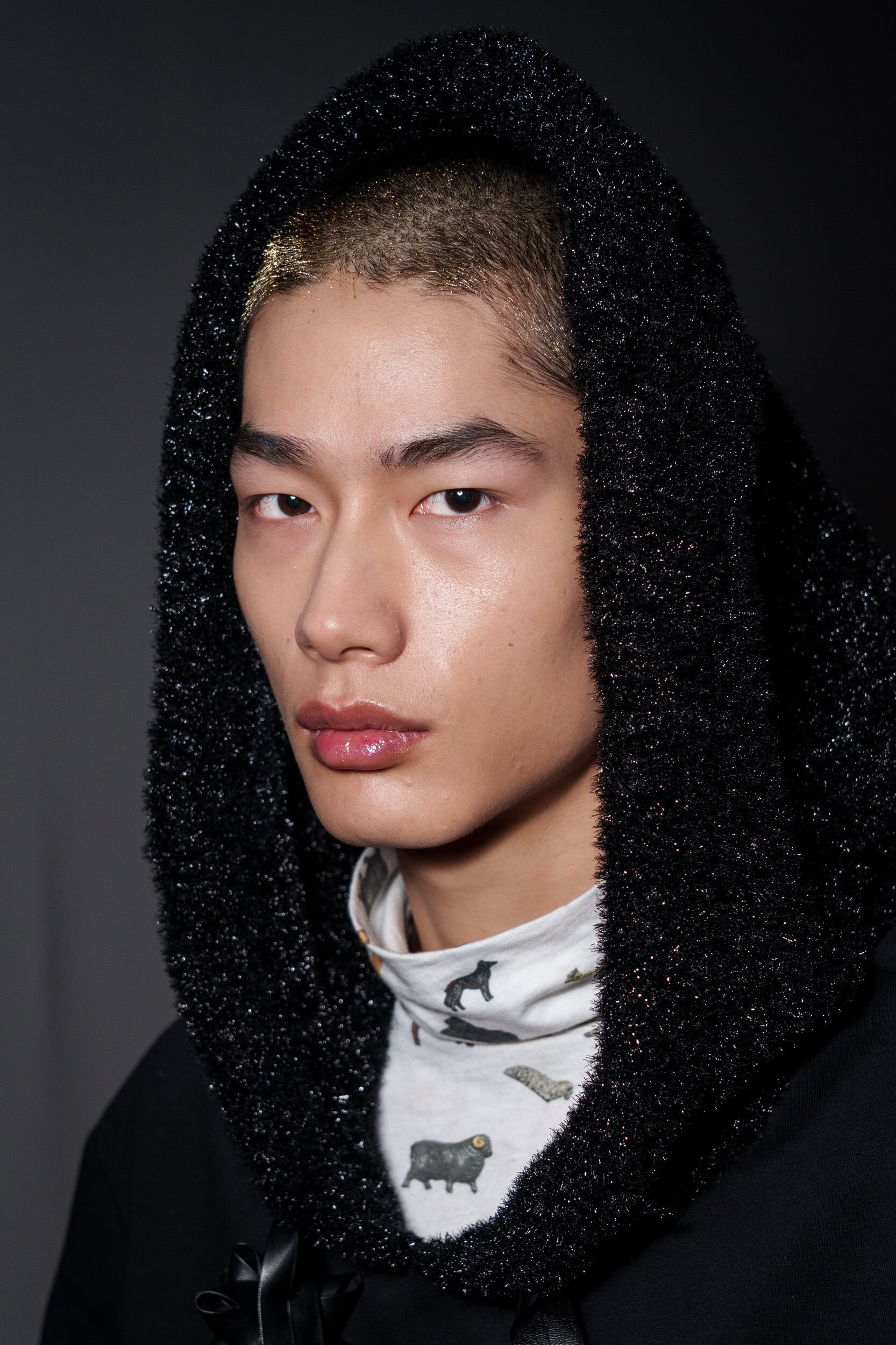 Oscar Ouyang Fall 2026 Fashion Show Backstage