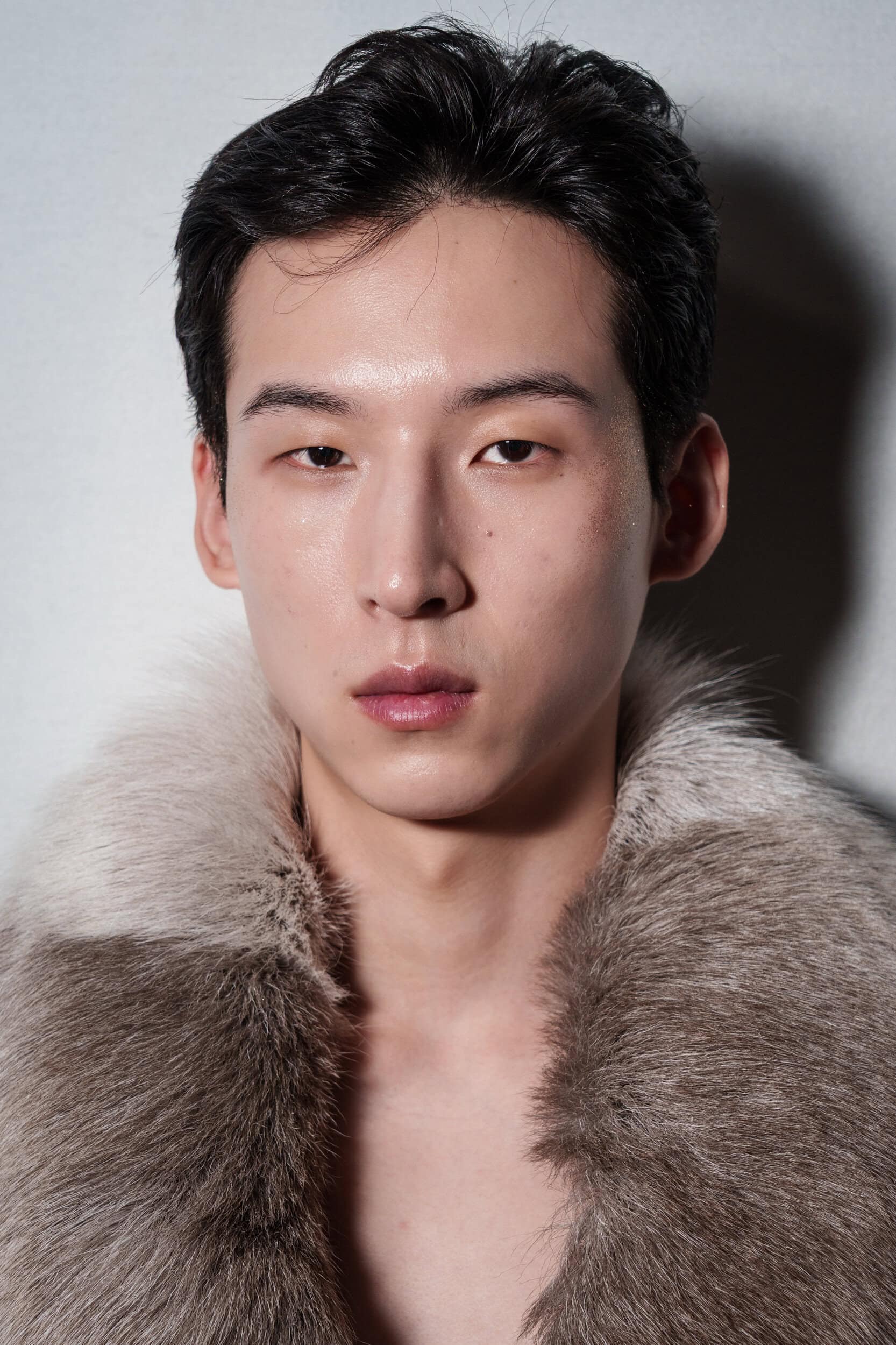 Oscar Ouyang Fall 2026 Fashion Show Backstage