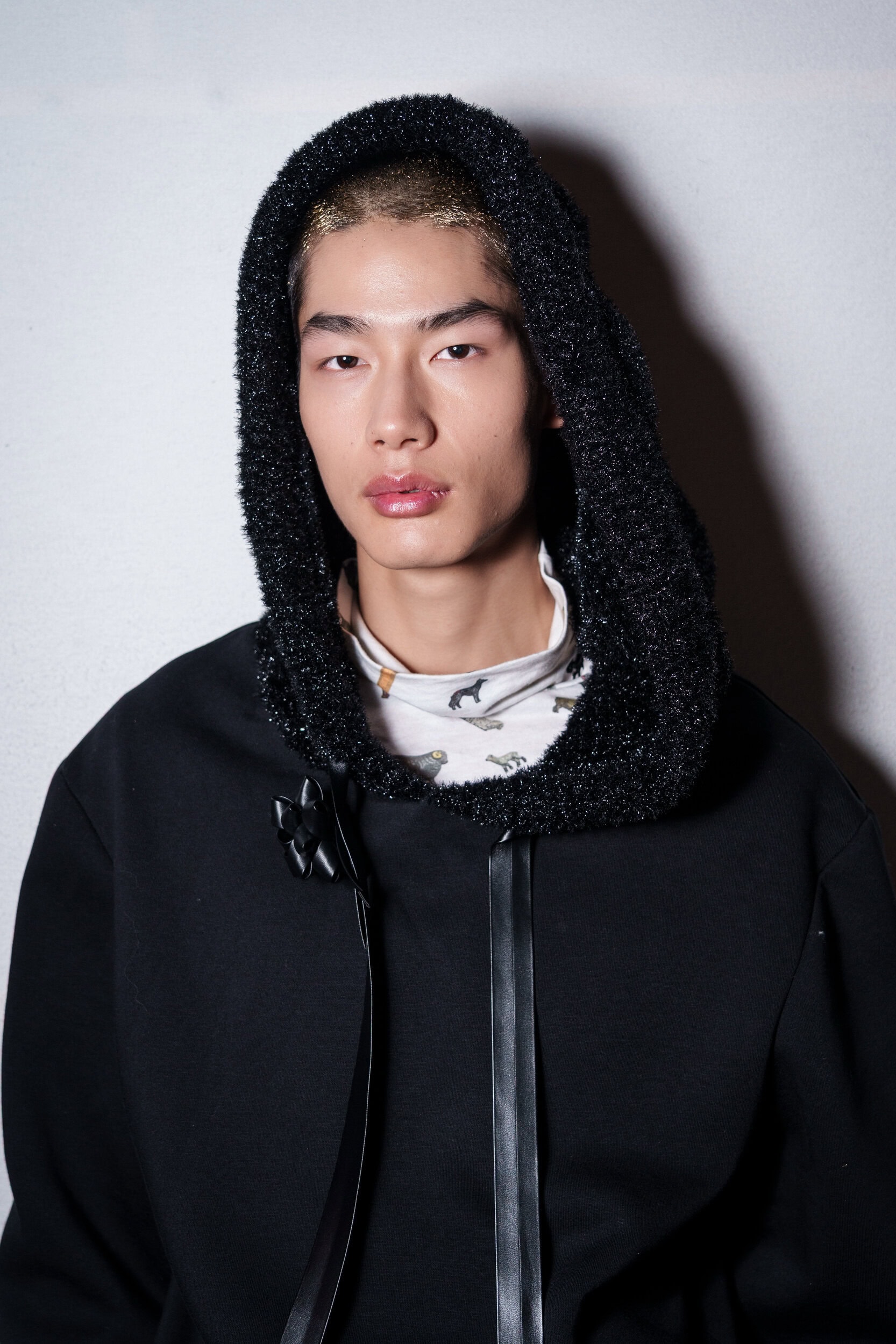 Oscar Ouyang Fall 2026 Fashion Show Backstage