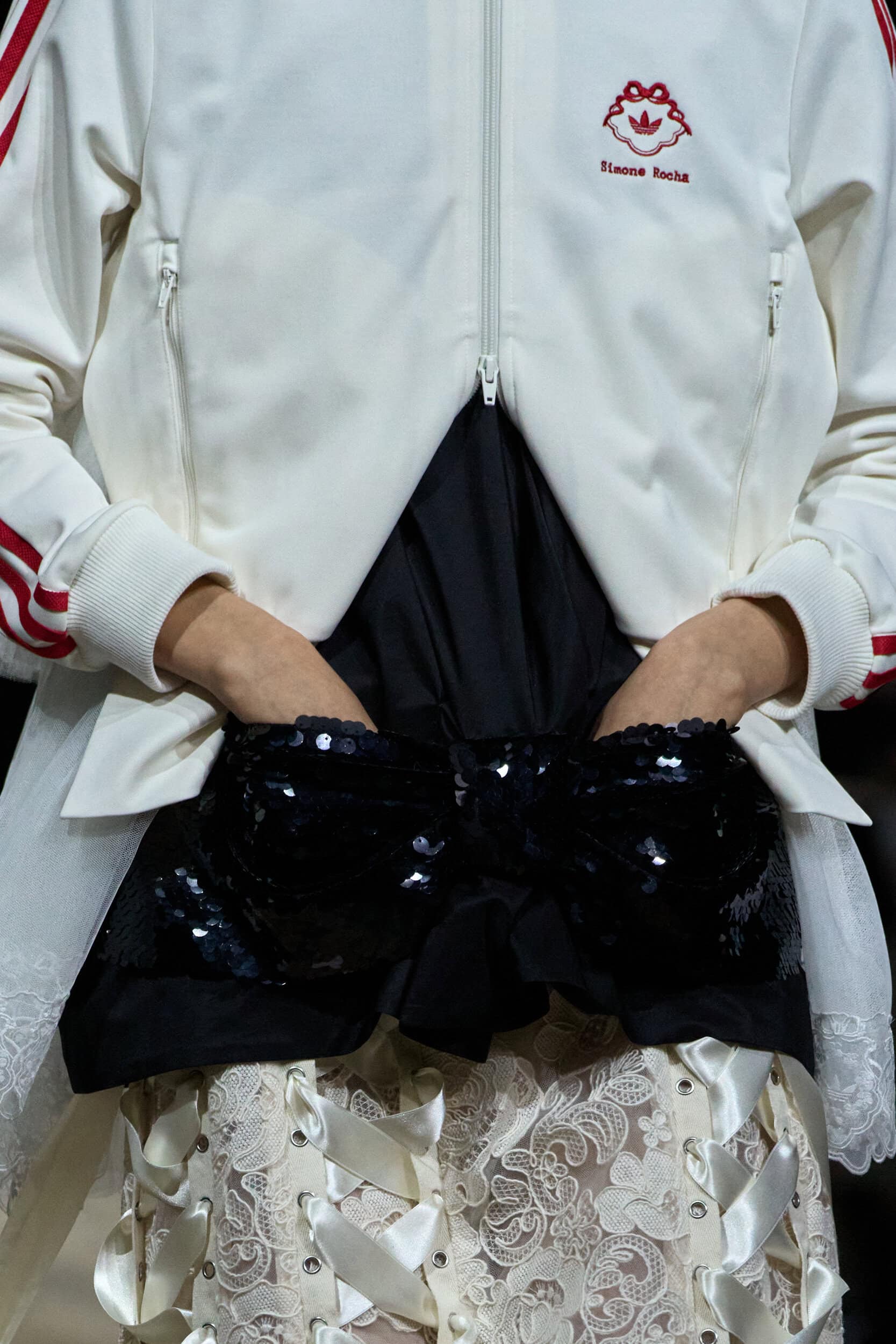 Simone Rocha Fall 2026 Fashion Show Details