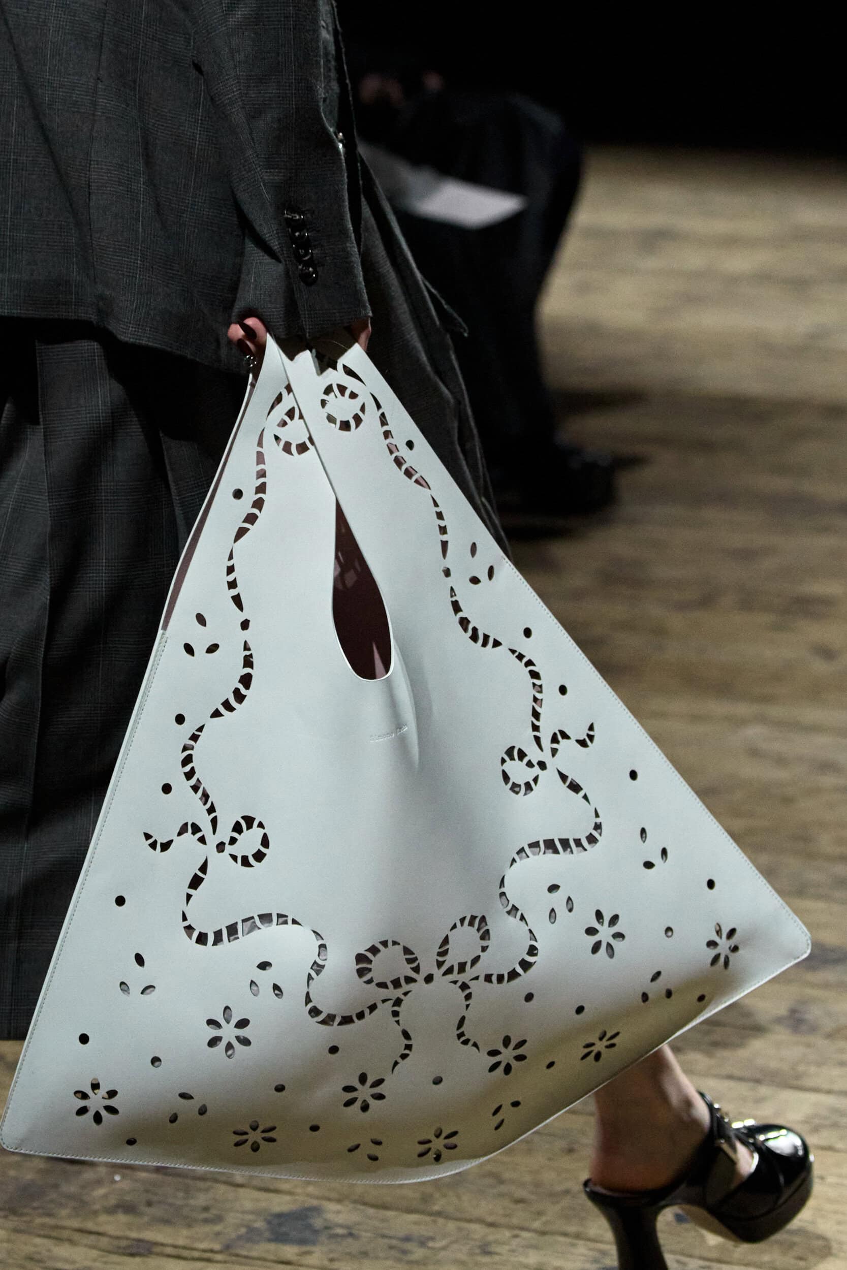 Simone Rocha Fall 2026 Fashion Show Details