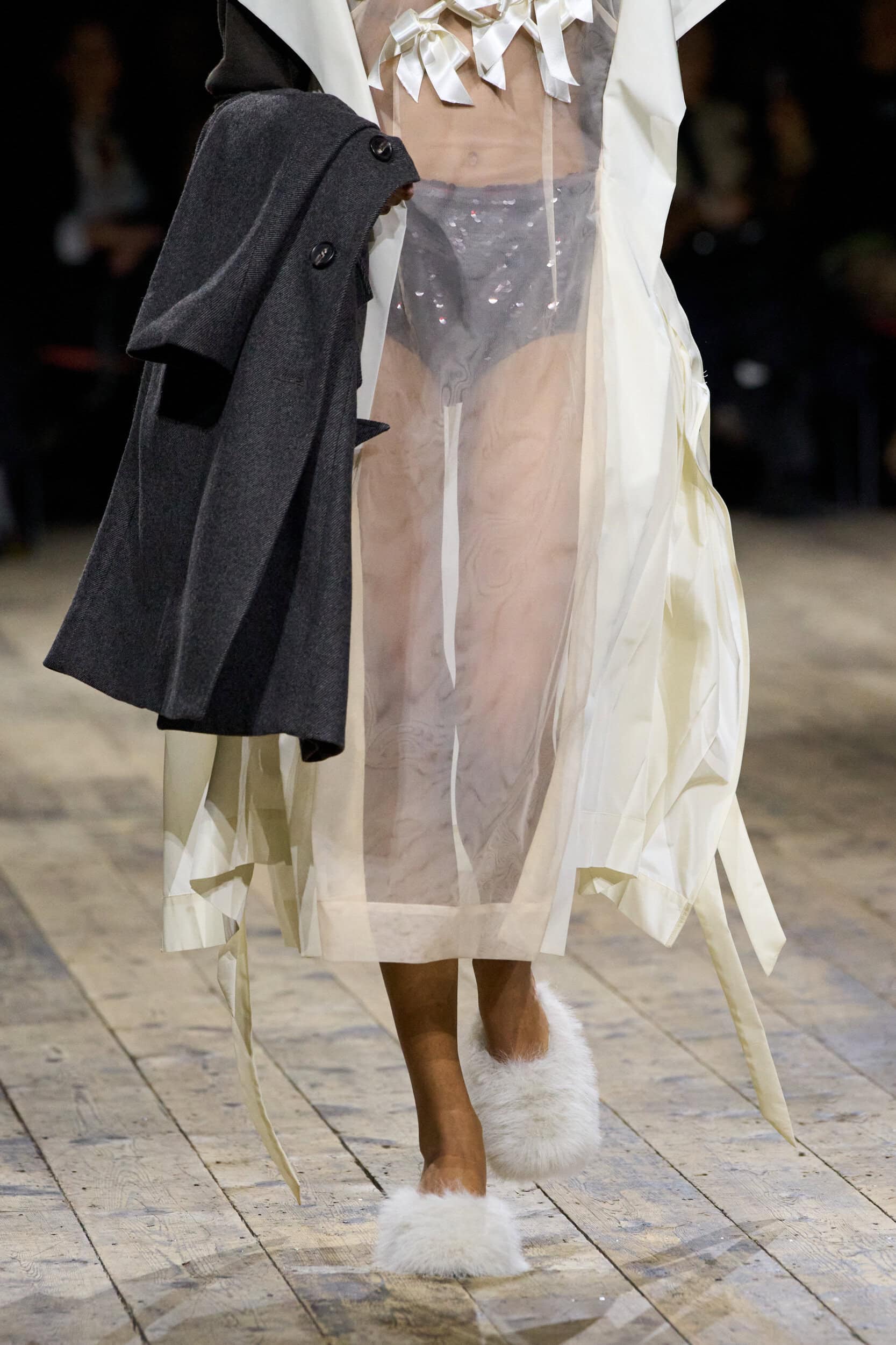 Simone Rocha Fall 2026 Fashion Show Details