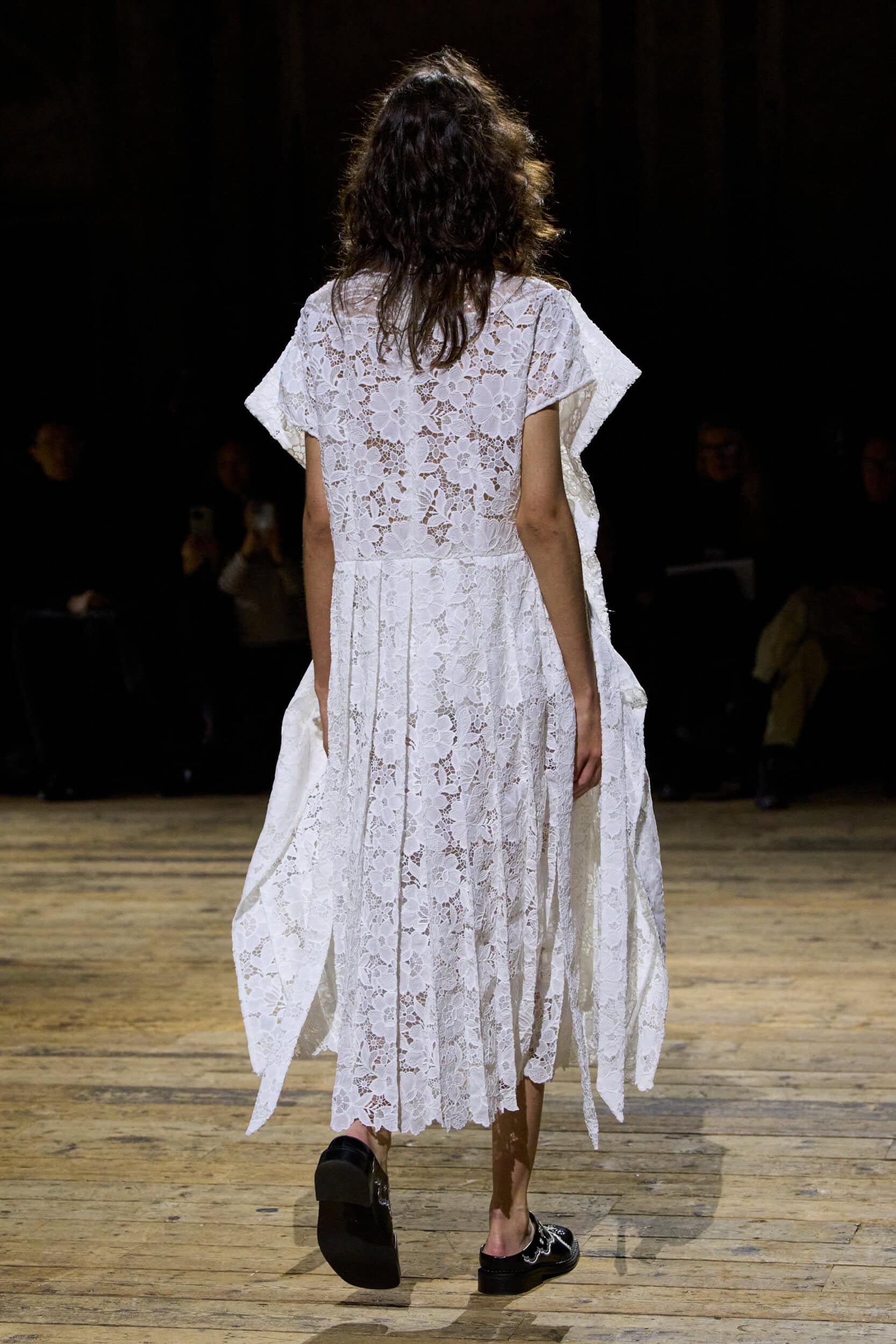 Simone Rocha Fall 2026 Fashion Show Details